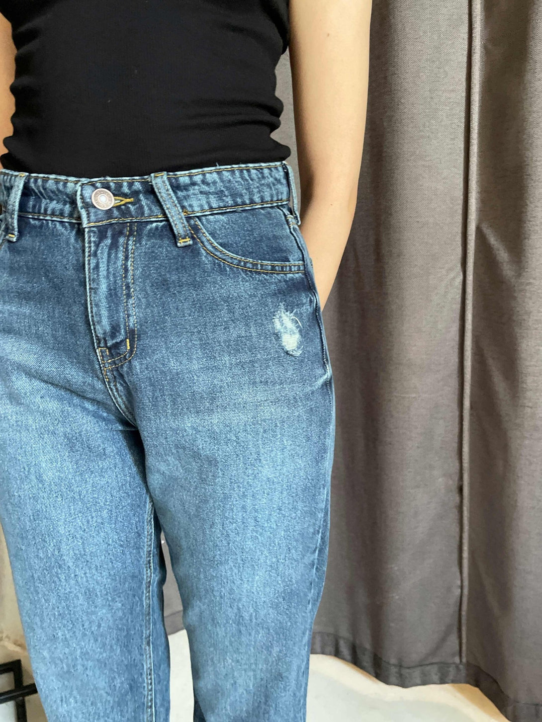 Dark Blue Mom-Fit Jeans. Mom-Fit CIZARO    - Cizaro Jeans