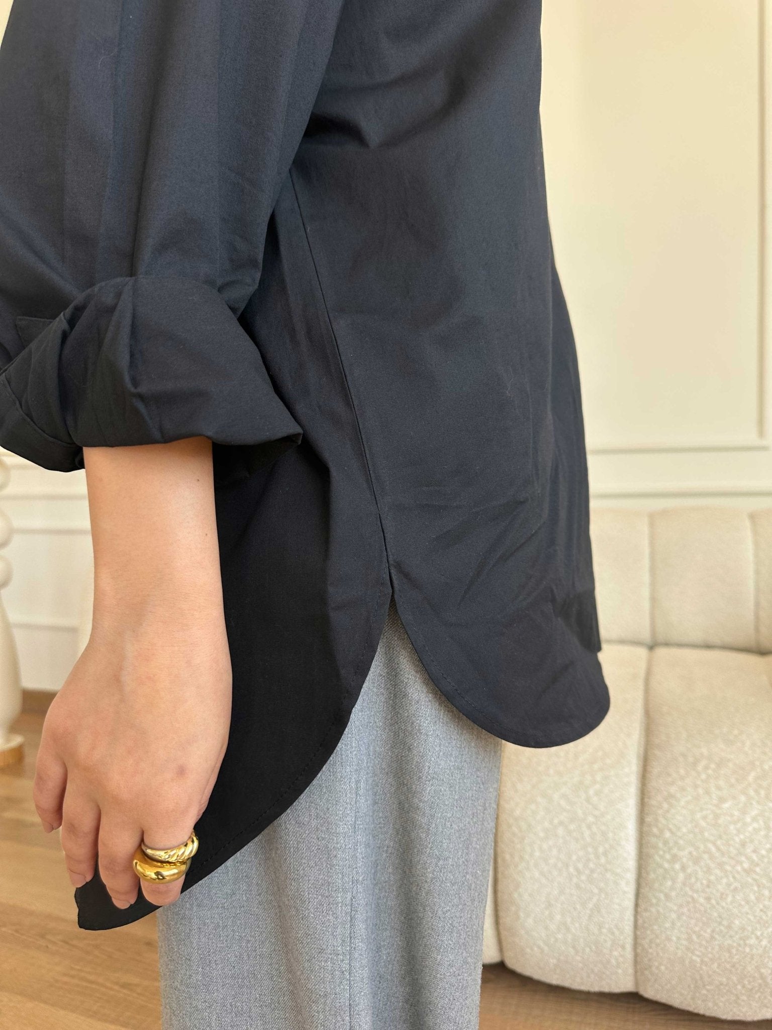 Oversized - Black Button-Down Shirt Shirt CIZNEW - Cizaro Jeans