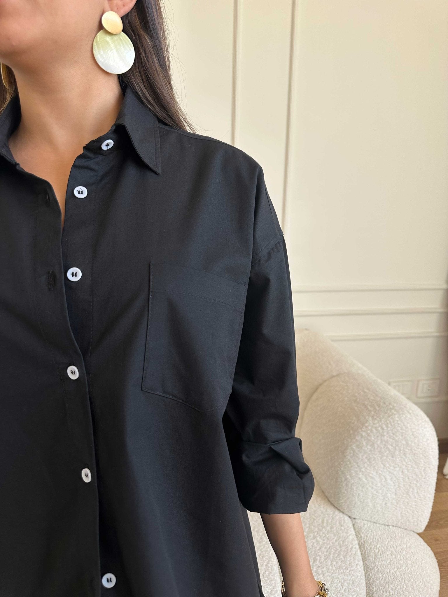 Oversized - Black Button-Down Shirt Shirt CIZNEW - Cizaro Jeans