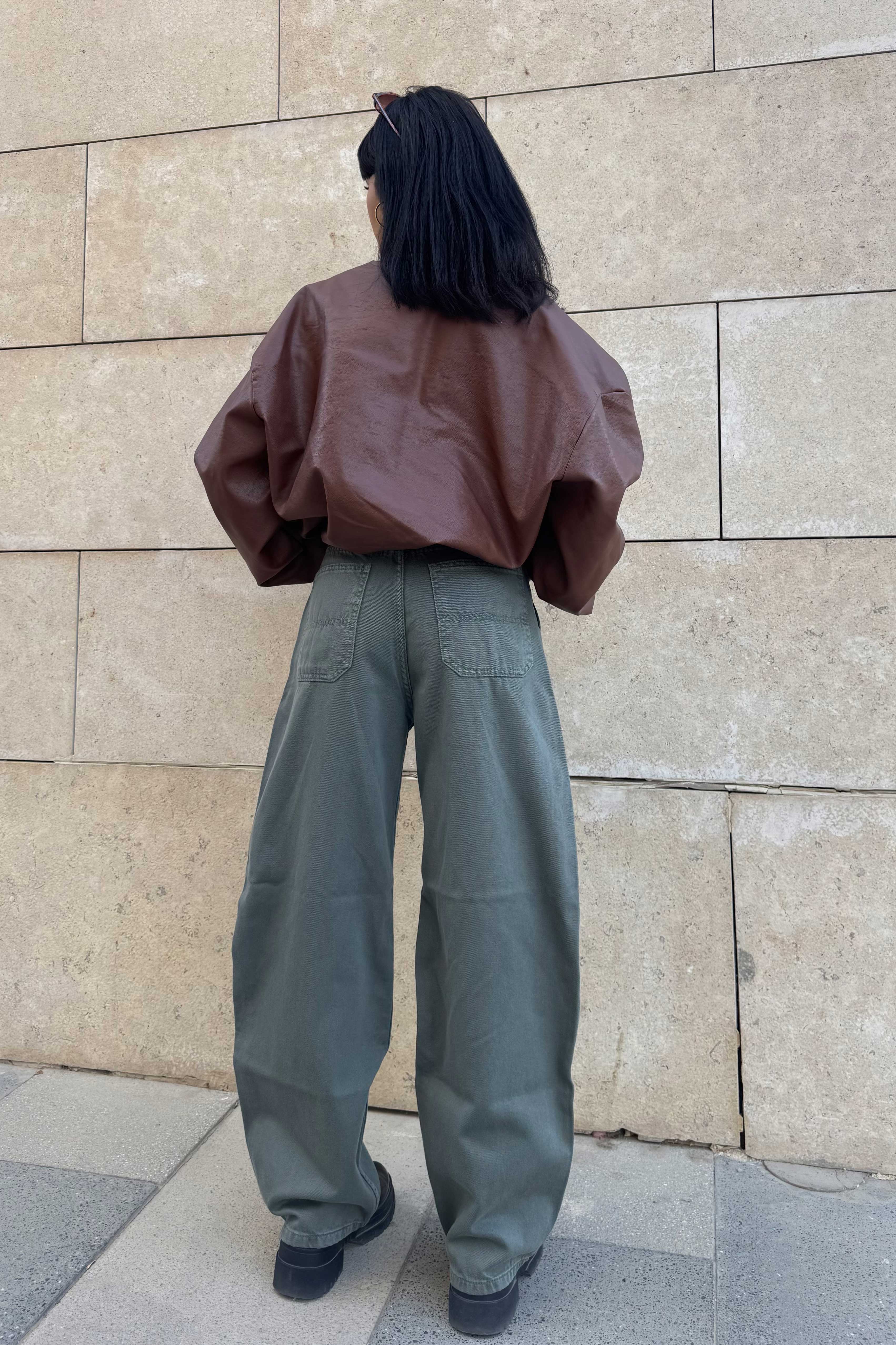 Skater – Mid-Rise Olive Jeans Skater CIZARO - Cizaro Jeans