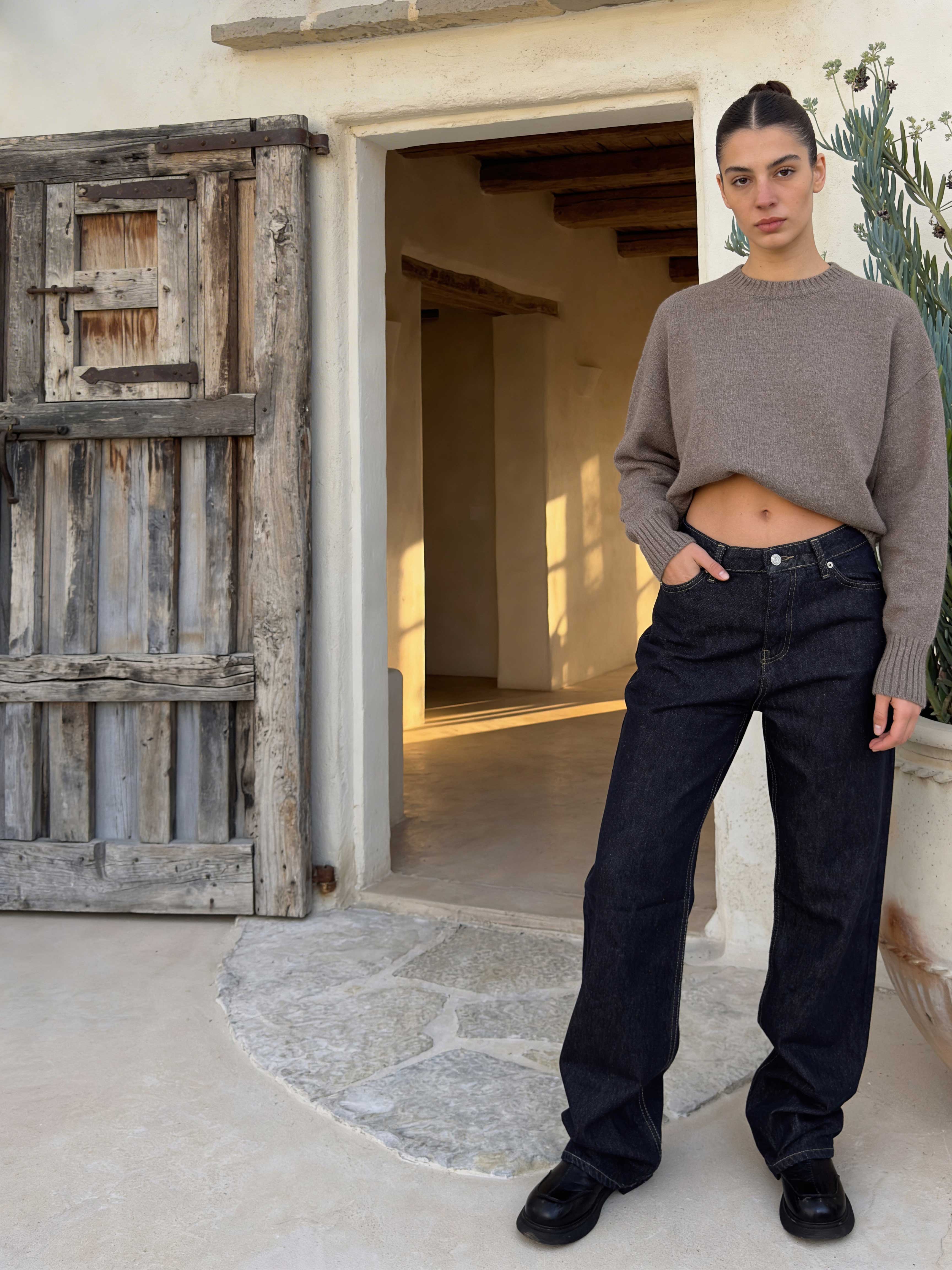 Straight-Leg – Mid-Rise Raw Denim Jeans