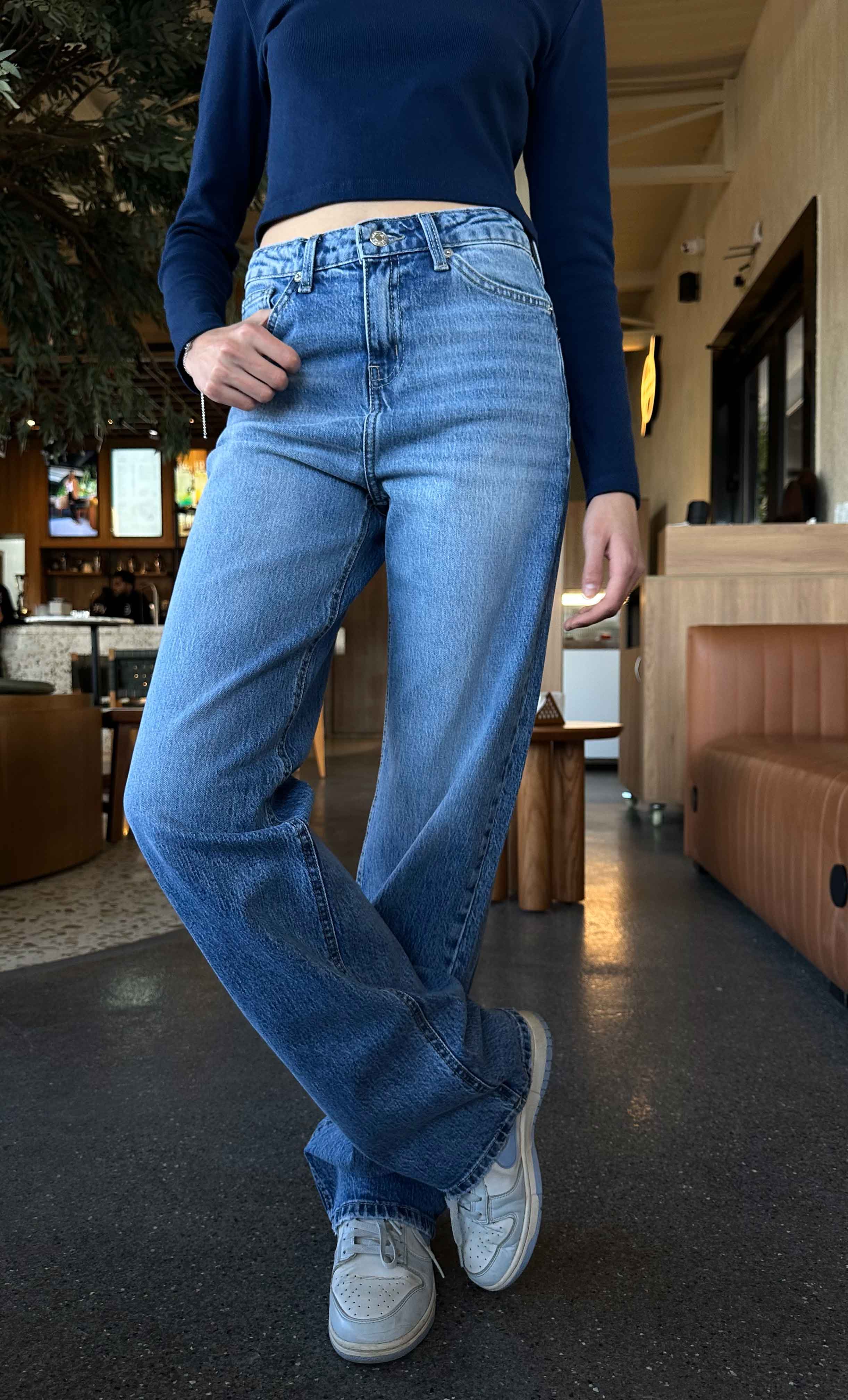 Ultra Comfort - Washed Blue Straight-Cut Jeans