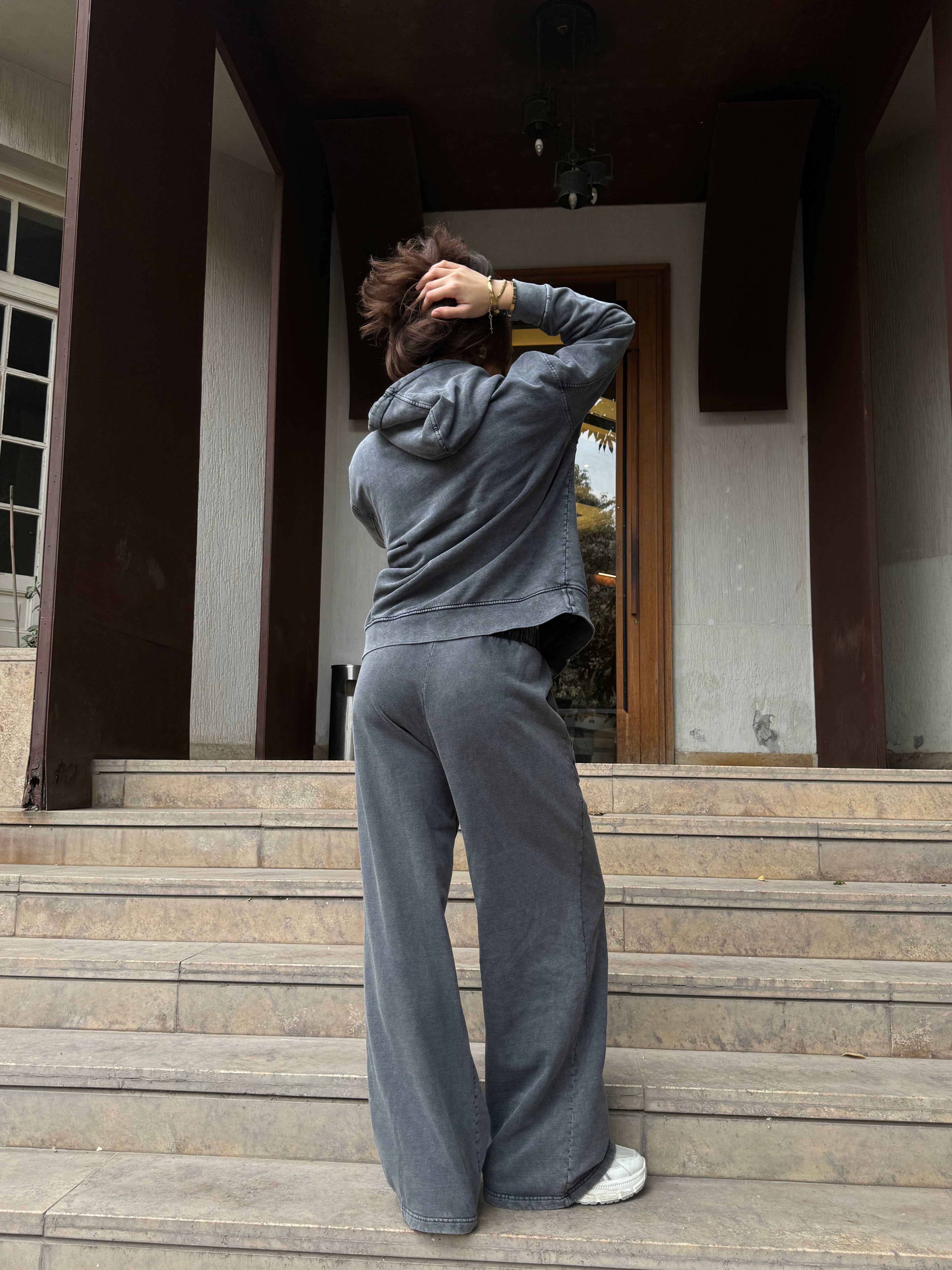 Sweatpants – Wide-Leg Washed Grey Sweat pant - Wide leg CIZARO - Cizaro Jeans