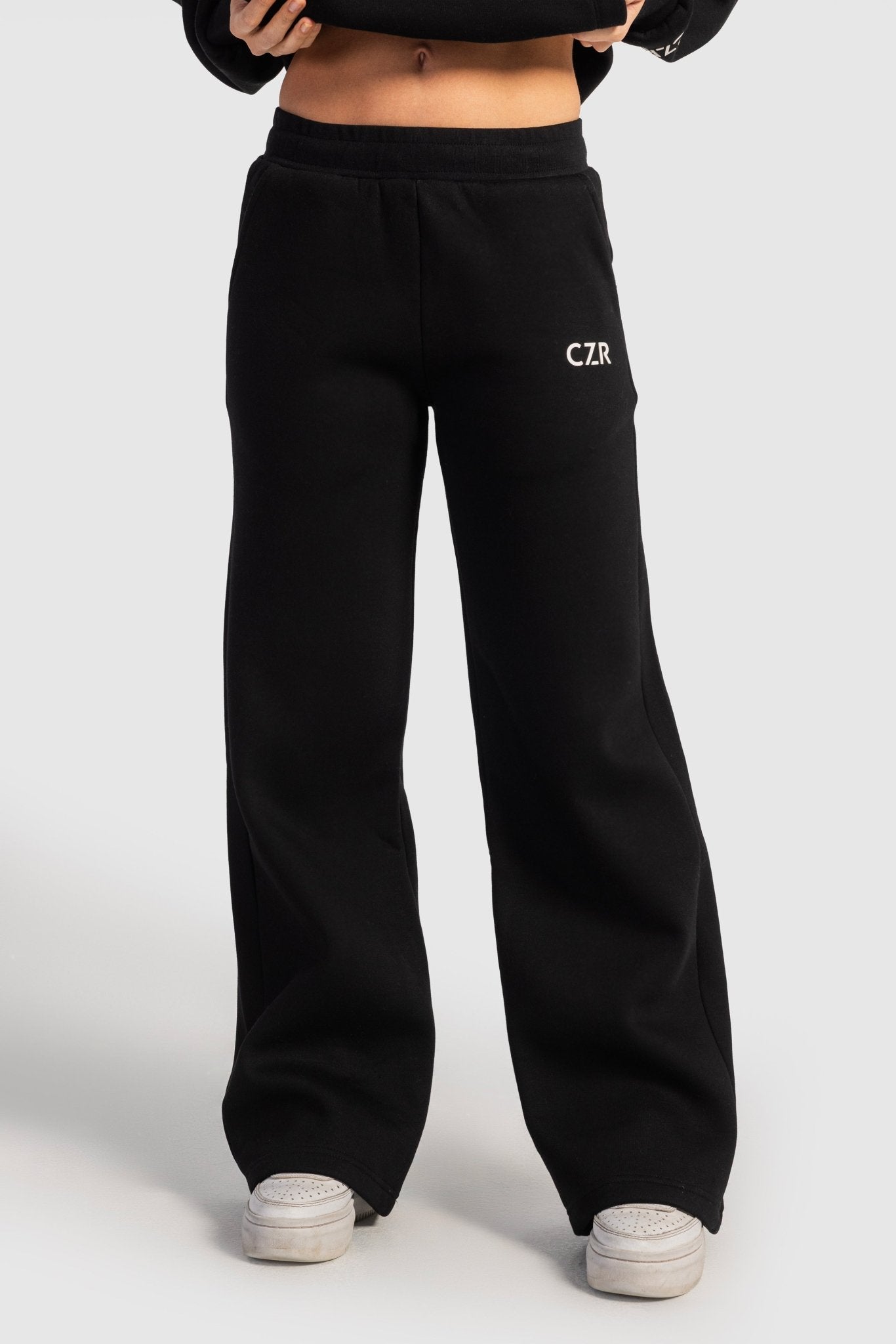 Wide-Leg Sweatpants In Black sweatpant CIZARO - Cizaro Jeans