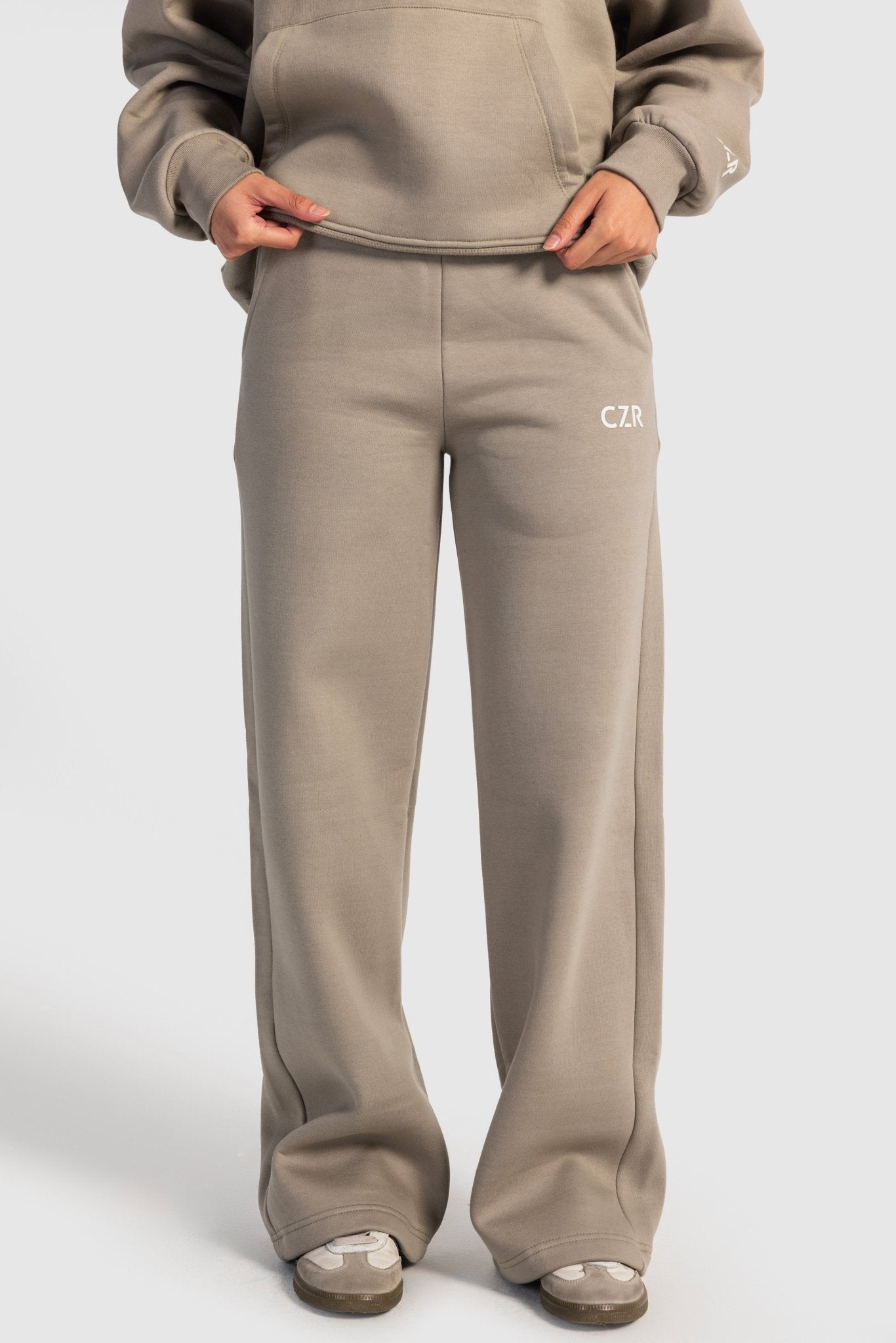 Wide-Leg Sweatpants In Olive sweatpant CIZARO - Cizaro Jeans