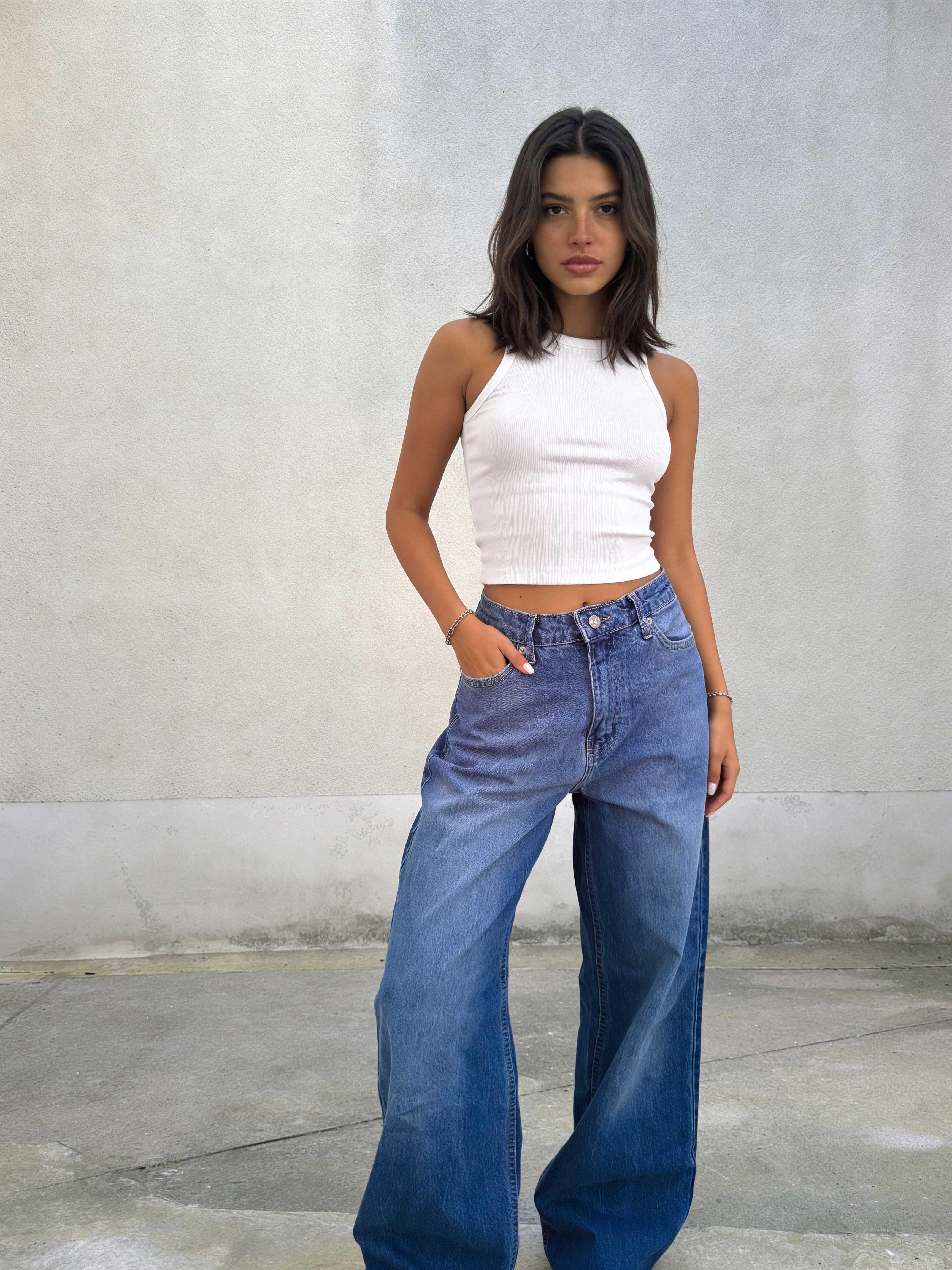 Ultra Comfort Wide-Leg – High-Waist Vibrant Blue Jeans