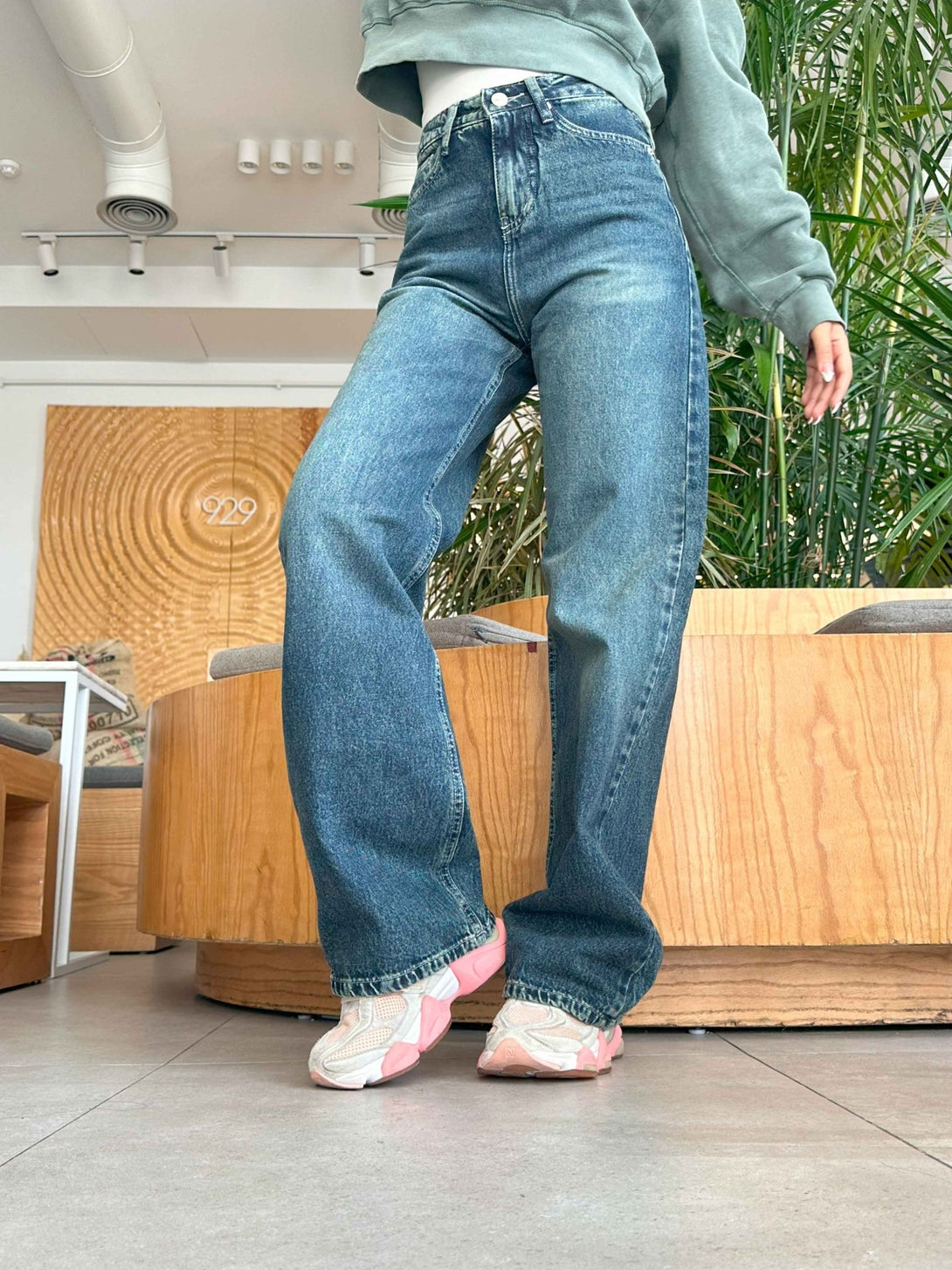 Straight Leg - Mid Vintage Blue Green Jeans. Straight Leg CIZARO    - Cizaro Jeans