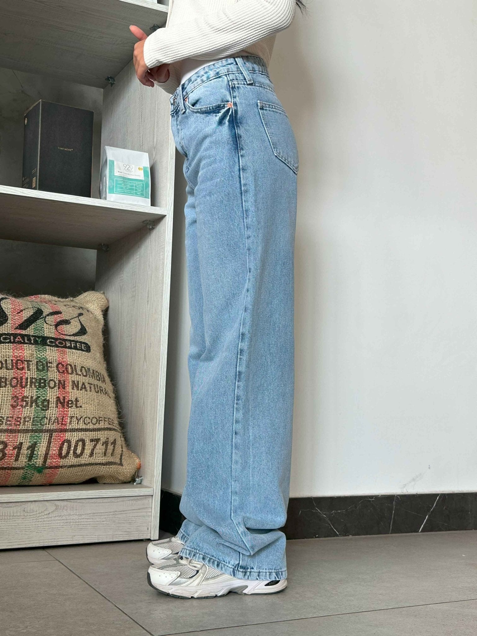 Wide Leg - Soft Iced Blue Wash Jeans. Wide Leg CIZARO - Cizaro Jeans