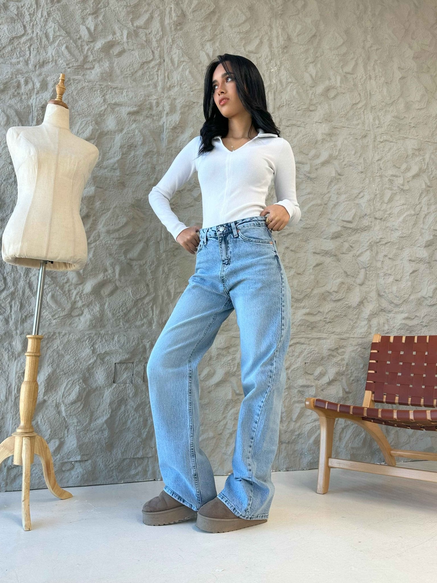 Wide Leg - Light Iced Blue Wash Jeans. Wide Leg CIZARO - Cizaro Jeans