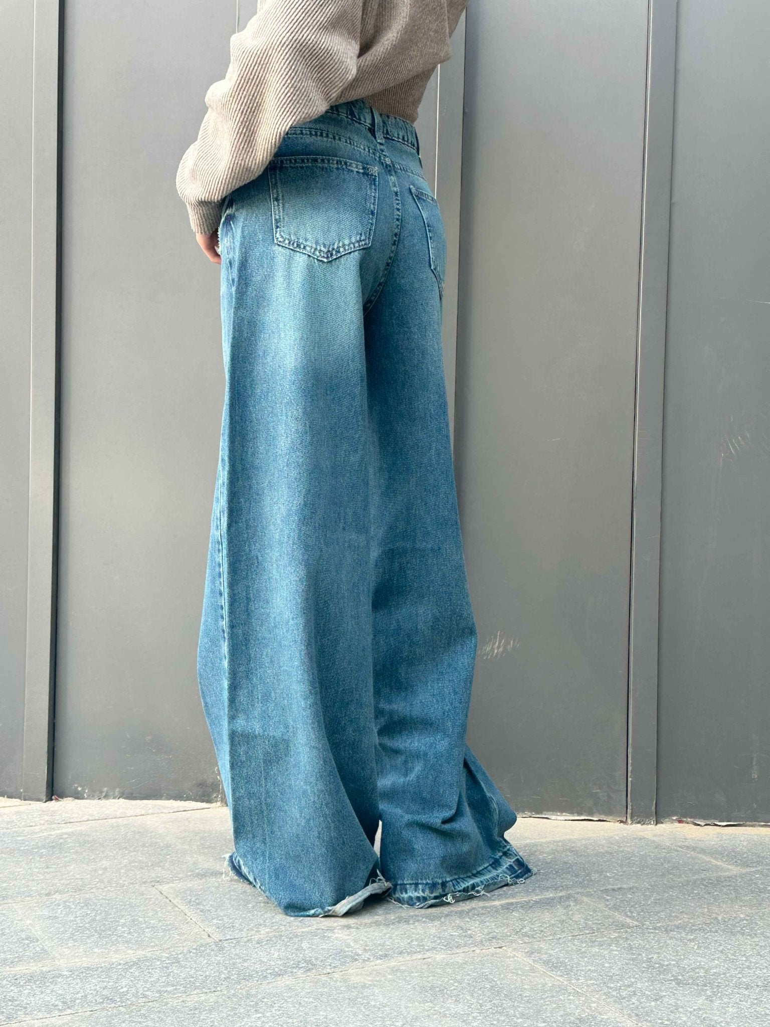 Extreme Wide Leg - Mid Vintage Blue Green Raw Hems Jeans. Wide Leg CIZARO    - Cizaro Jeans