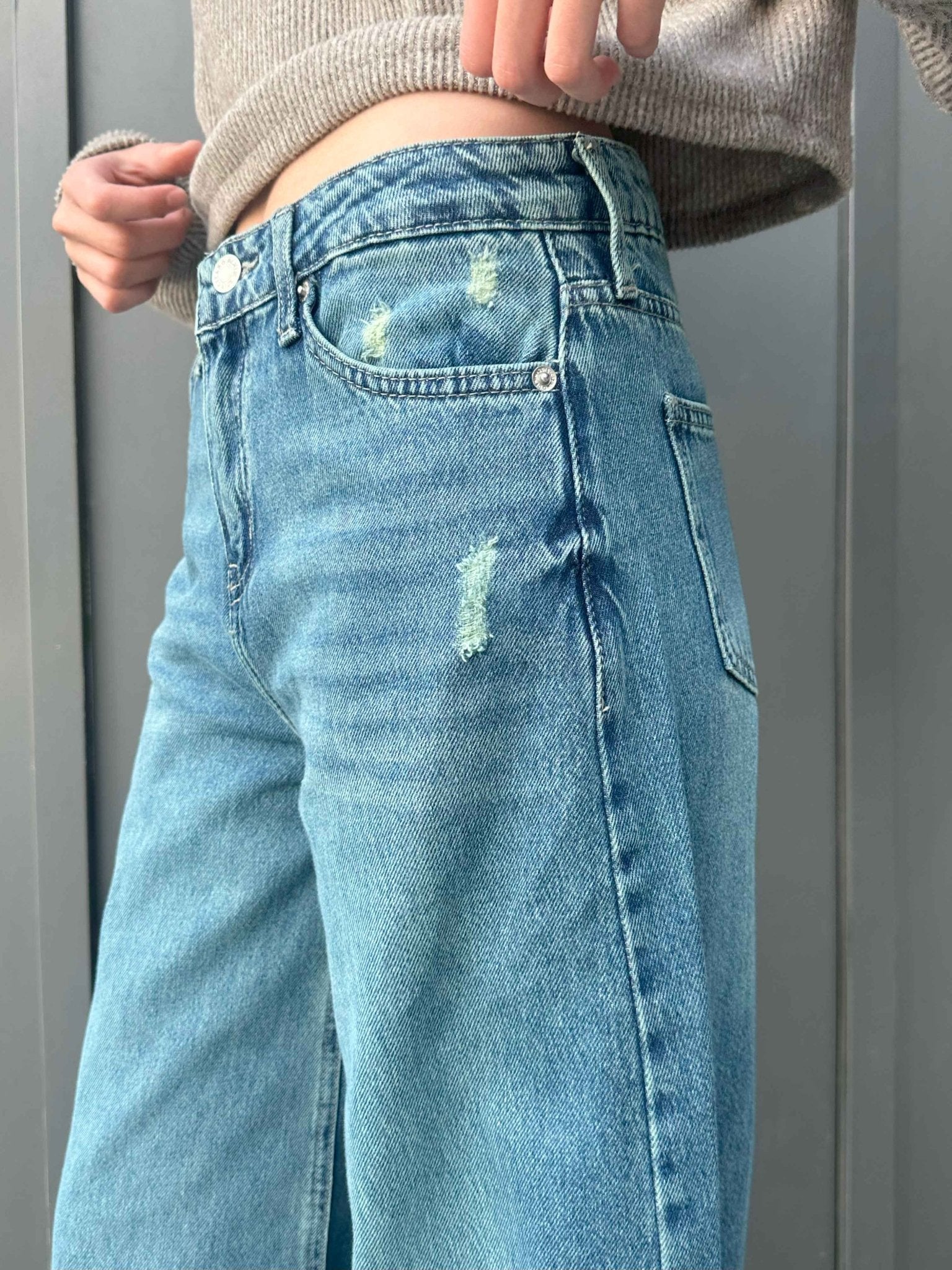Extreme Wide Leg - Mid Vintage Blue Green Raw Hems Jeans. Wide-Leg CIZARO - Cizaro Jeans