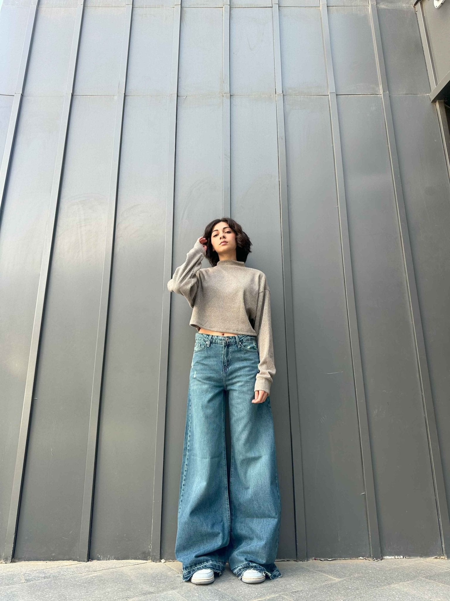 Extreme Wide Leg - Mid Vintage Blue Green Raw Hems Jeans. Wide-Leg CIZARO - Cizaro Jeans