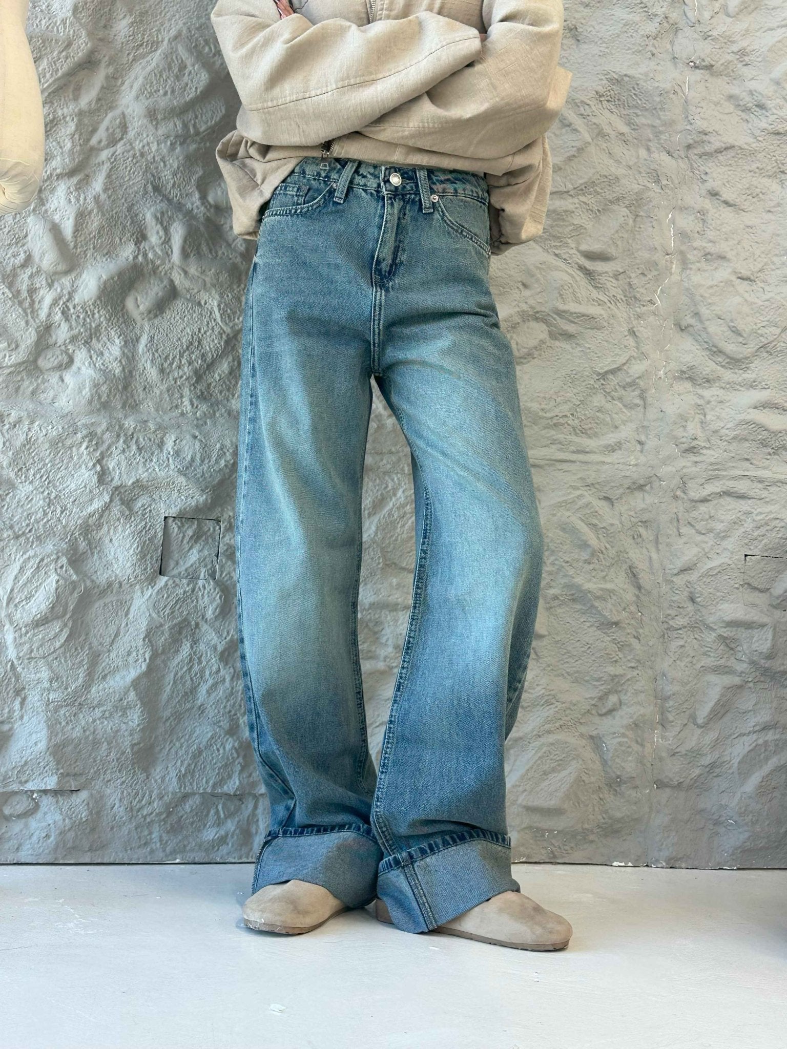 Wide Leg - Vintage Roll Ups Hems Jeans. Wide Leg CIZARO - Cizaro Jeans