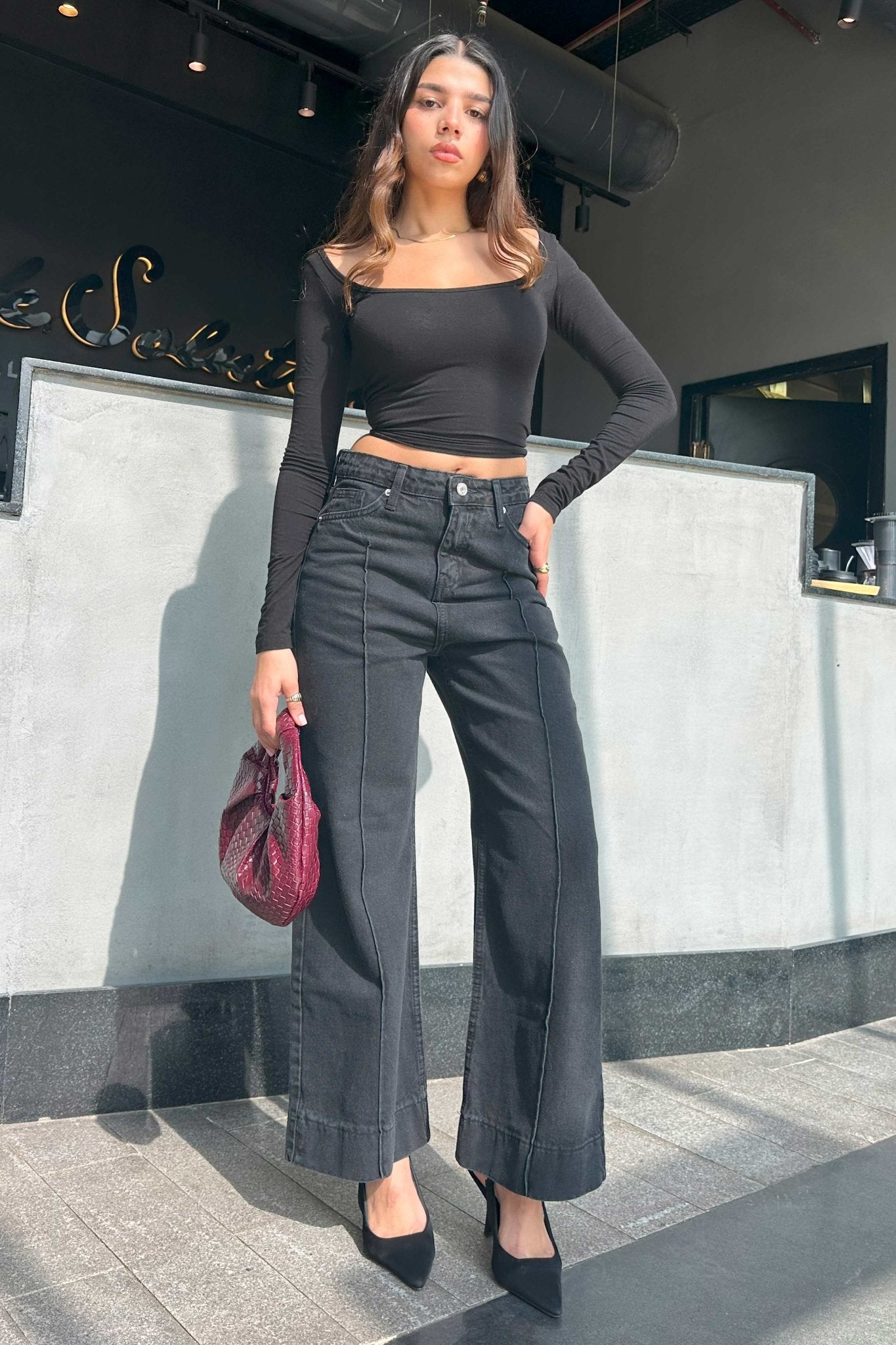 Cropped Wide Leg - Black Jeans. Wide Leg CIZARO - Cizaro Jeans