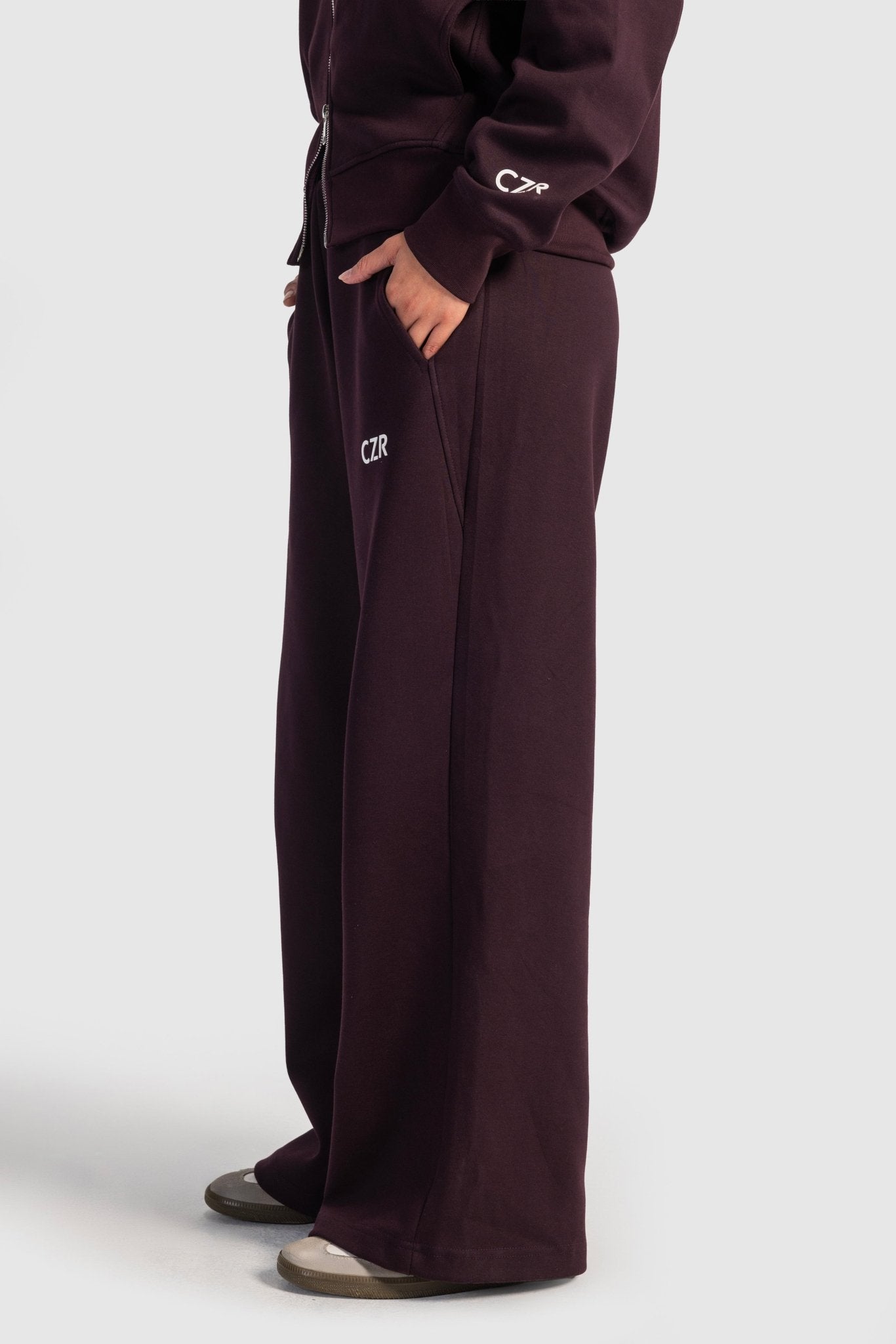 Relaxed Fit Wide-Leg Sweatpants – Burgundy pants CIZARO - Cizaro Jeans