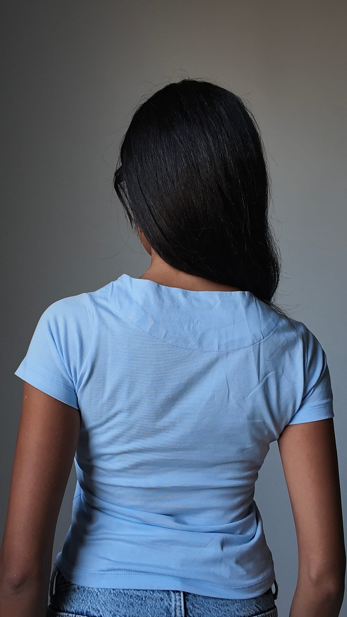 Short Sleeve Crew-Neck Fitted Top pastel blue