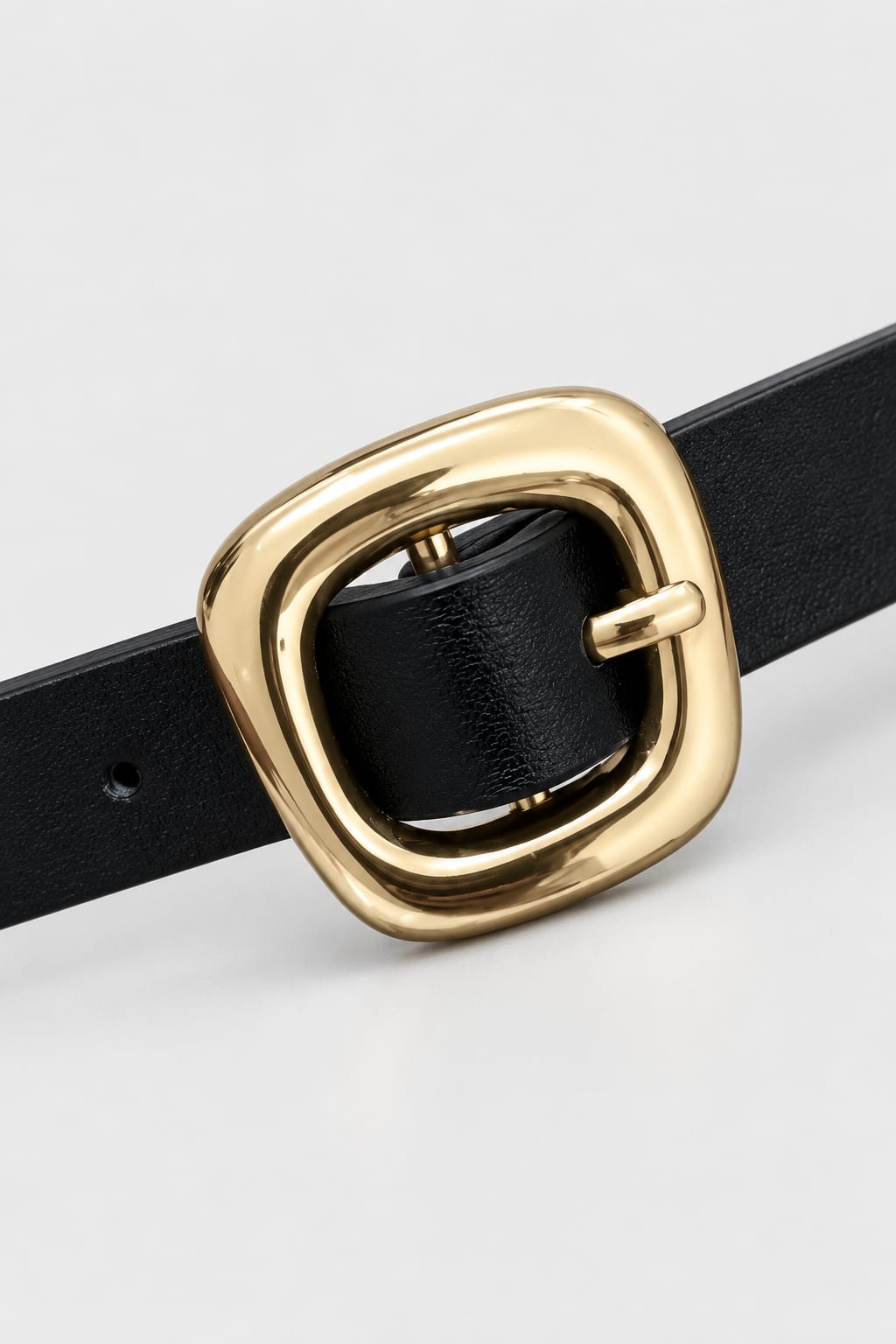 Belt | Black Square Gold-Buckle Gold Belt CIZARO - Cizaro Jeans