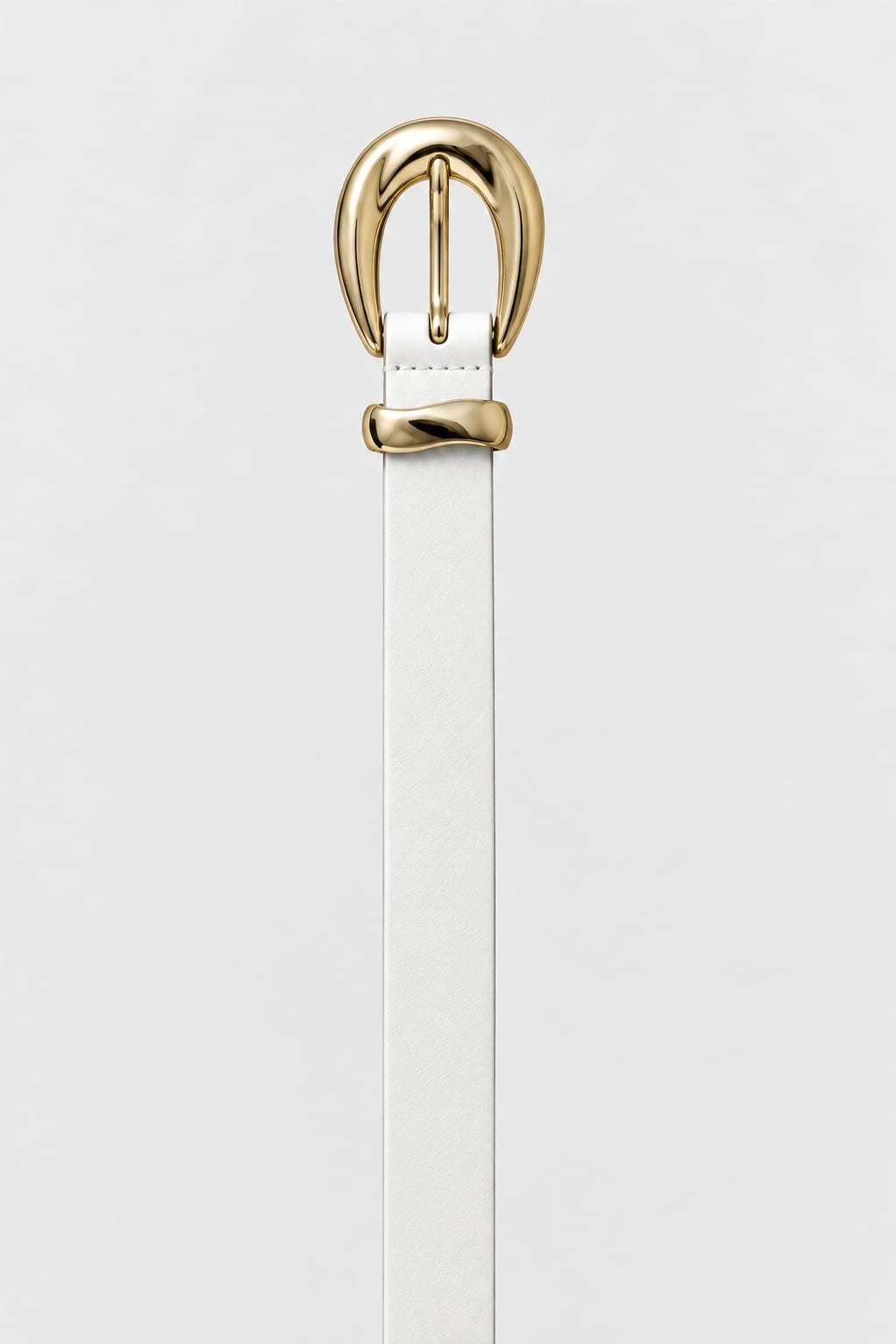 Belt | White Sculpted Gold Oval Buckle