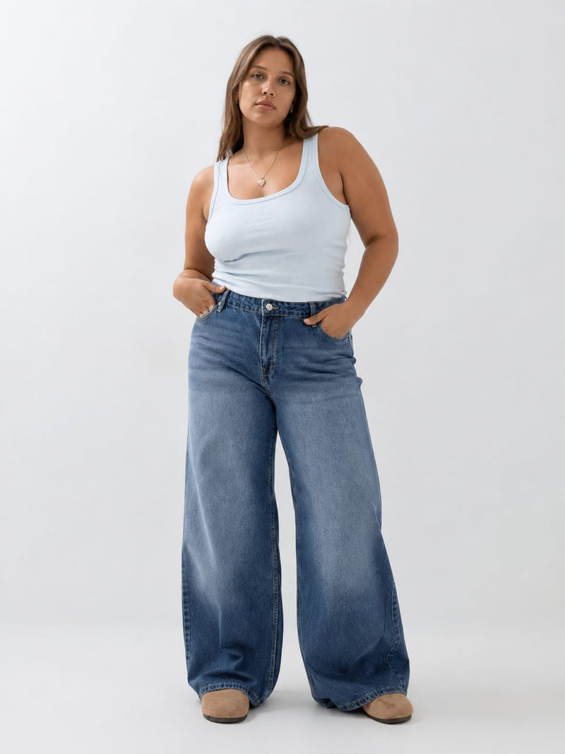 Curvy Baggy – High-Waist Light Vintage Blue Jeans