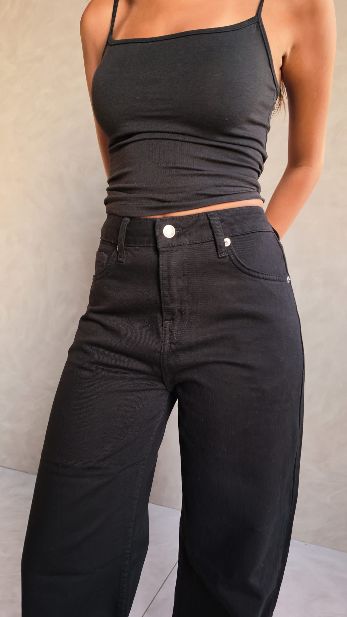 Baggy High-Waist Washed Black Jeans