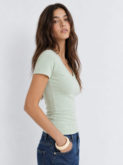 V-Neck Basic Top – Mint Green Basic Top CIZARO - Cizaro Jeans