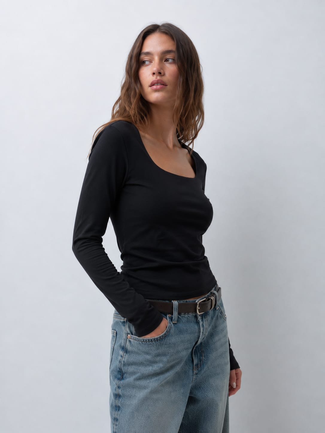 Women Long Sleeve Black Scoop Neck Basic Top