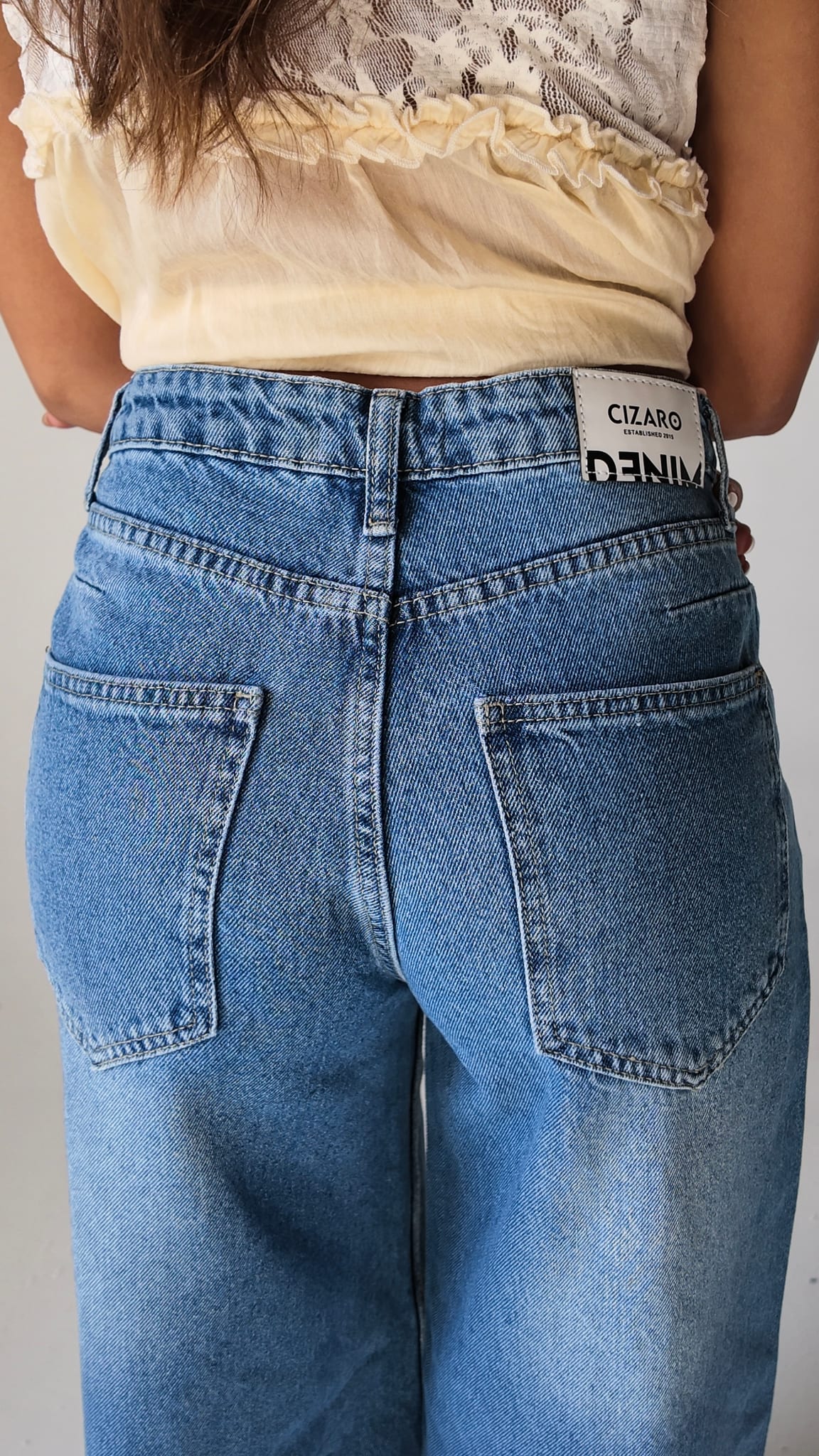 Extreme Wide-Leg High-Waist Light Vintage Blue Jeans Extreme wide-leg CIZARO - Cizaro Jeans