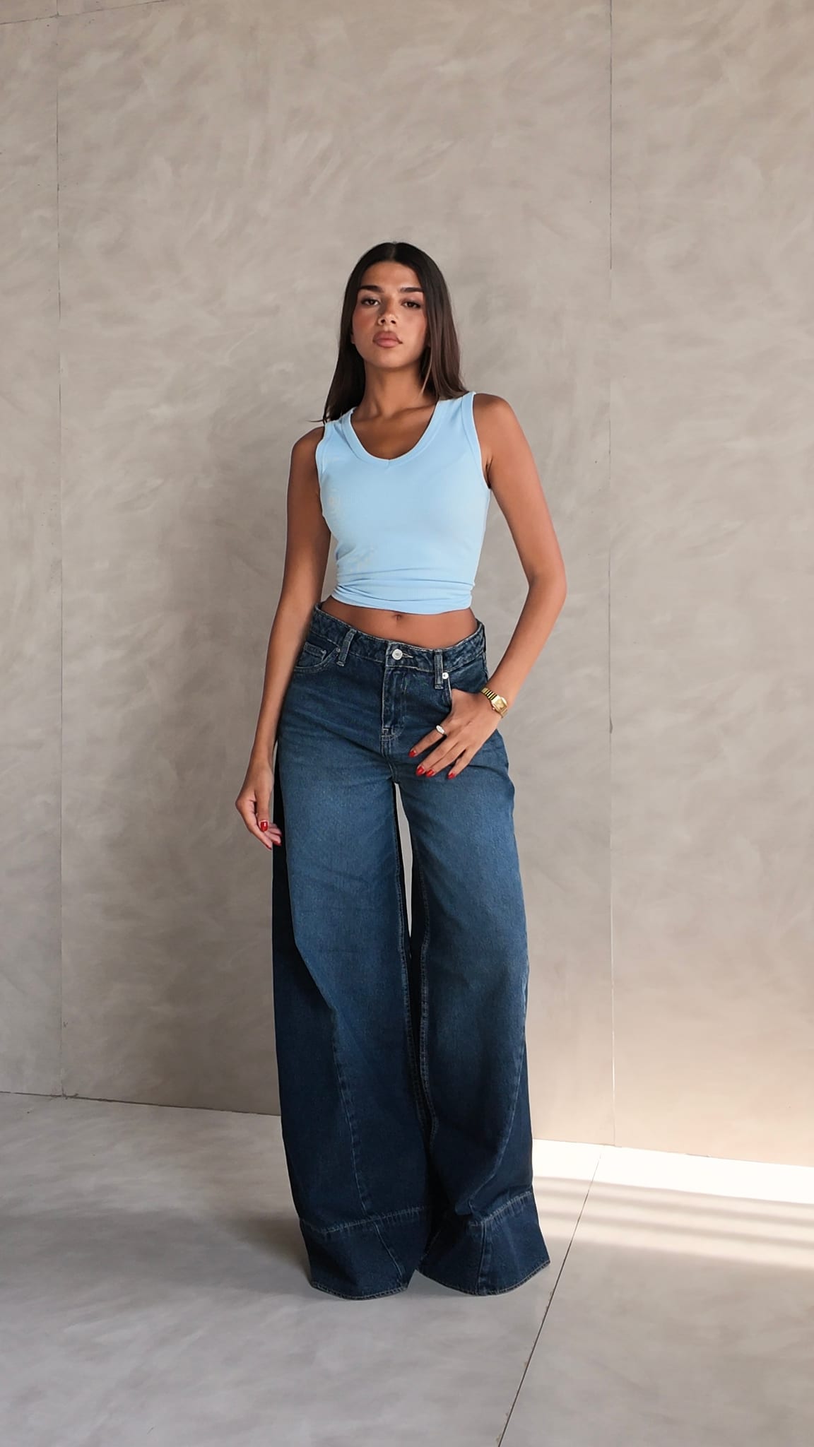 Extreme wide leg high waist Deep vintage blue jeans
