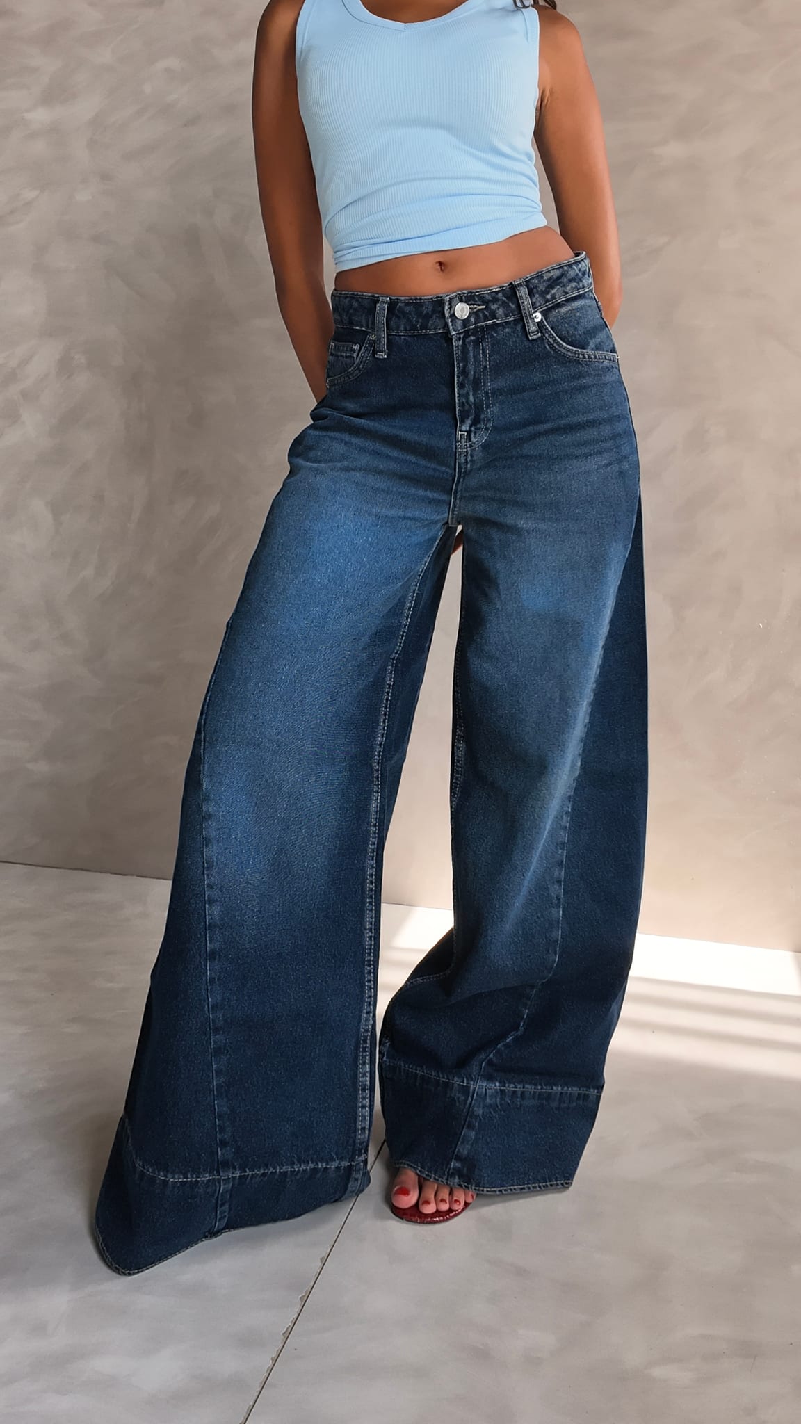 Extreme wide leg high waist Deep vintage blue jeans