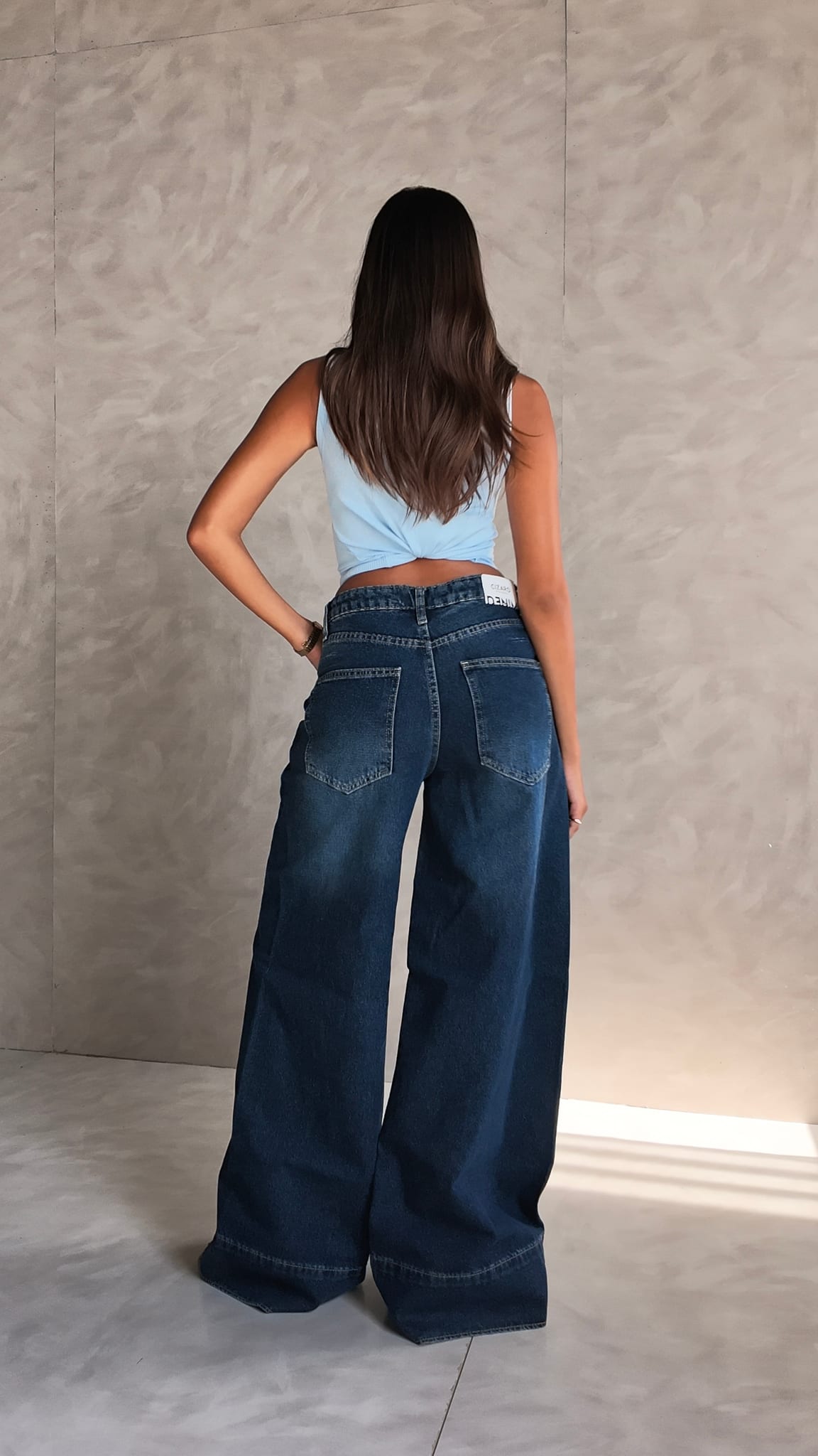 Extreme wide leg high waist Deep vintage blue jeans