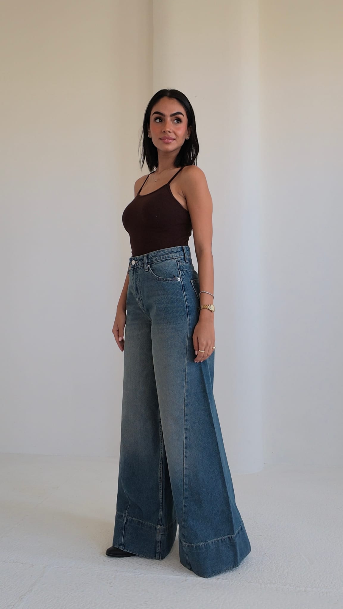 Extreme Wide Leg – High Waist Mid Vintage Blue Jeans