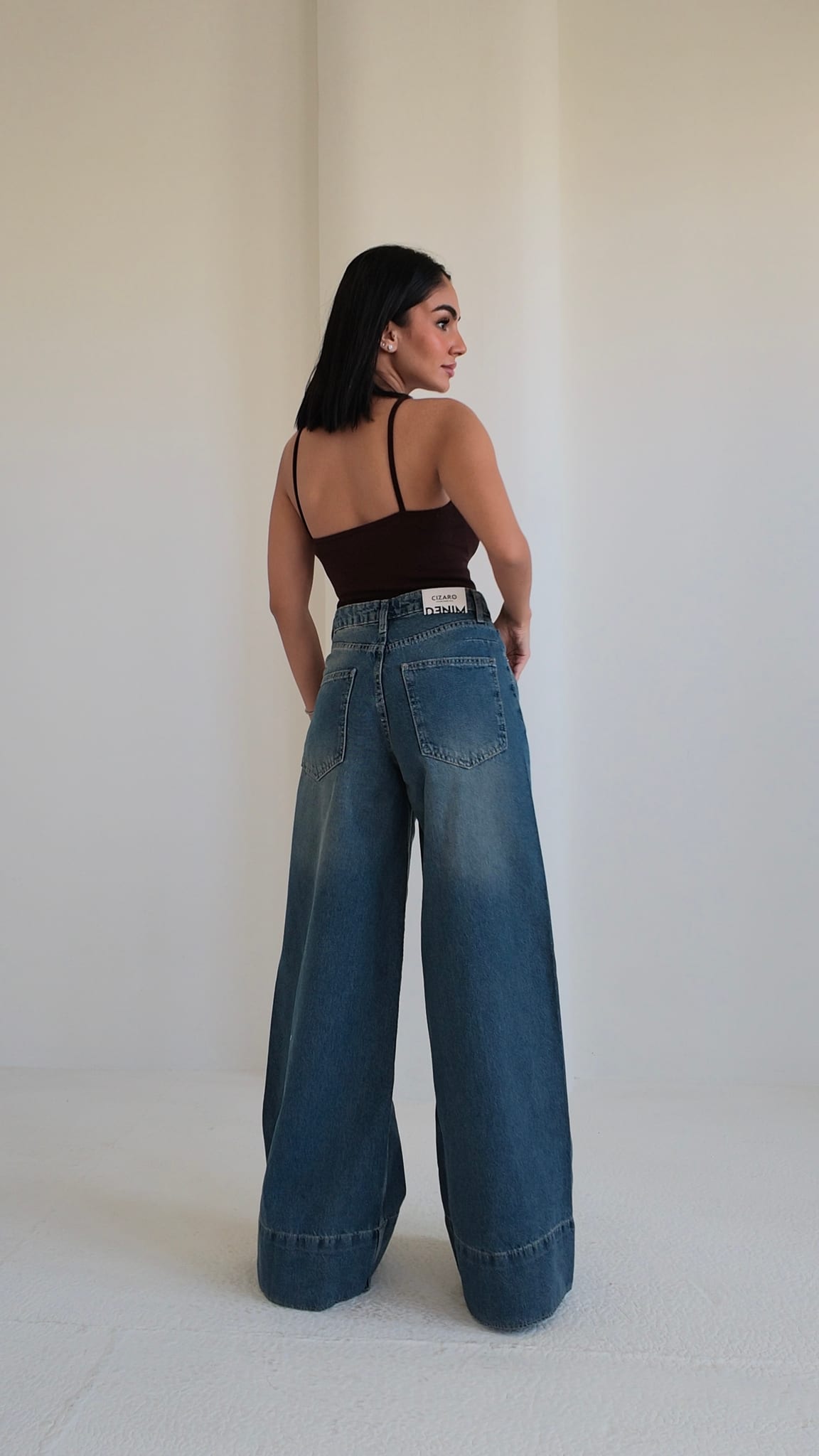 Extreme Wide Leg – High Waist Mid Vintage Blue Jeans