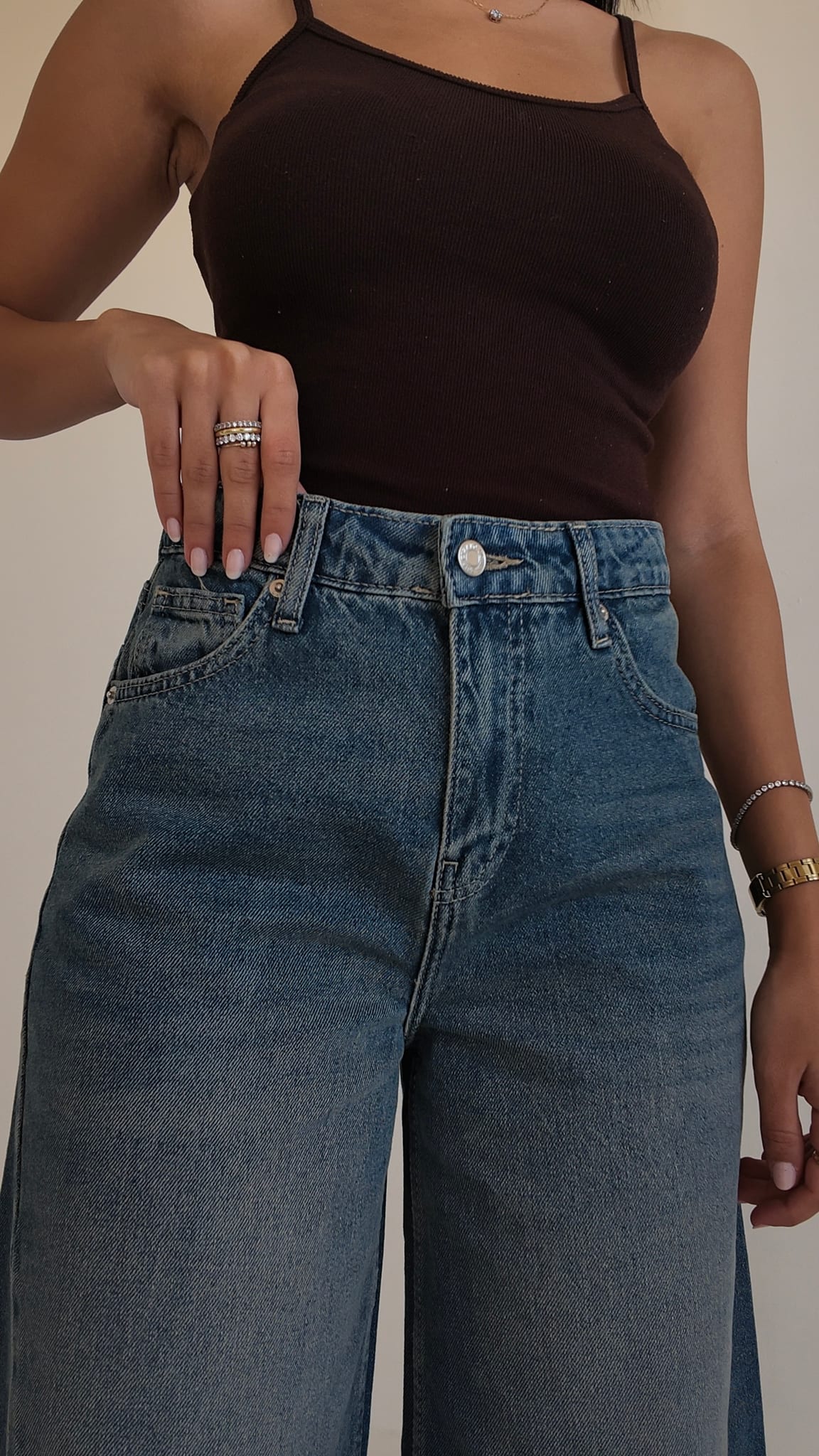 Extreme Wide Leg – High Waist Mid Vintage Blue Jeans