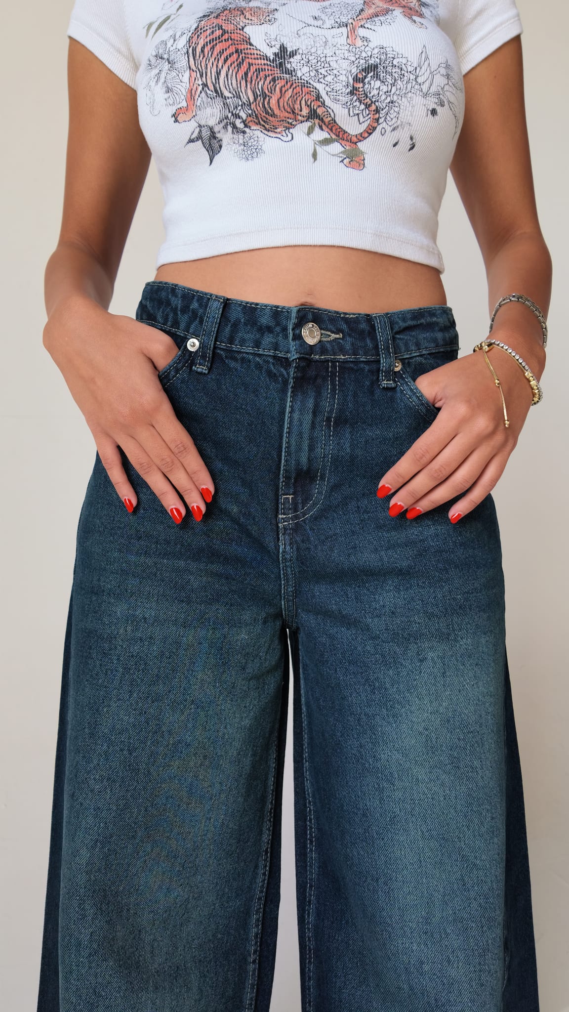 Extreme Wide-Leg – High-Waist Deep Vintage Blue Jeans