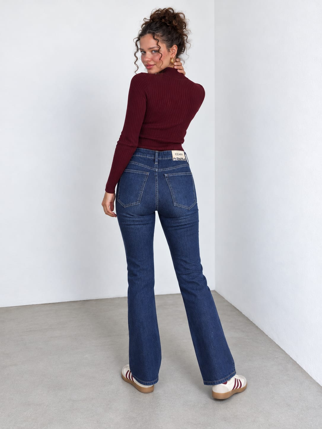 Flare High-Waist – Deep Ocean Blue Jeans