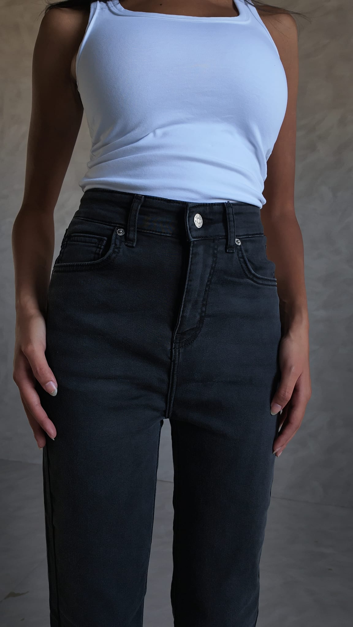 Flare – High-Waist Charcoal Black Jeans Flare CIZARO - Cizaro Jeans