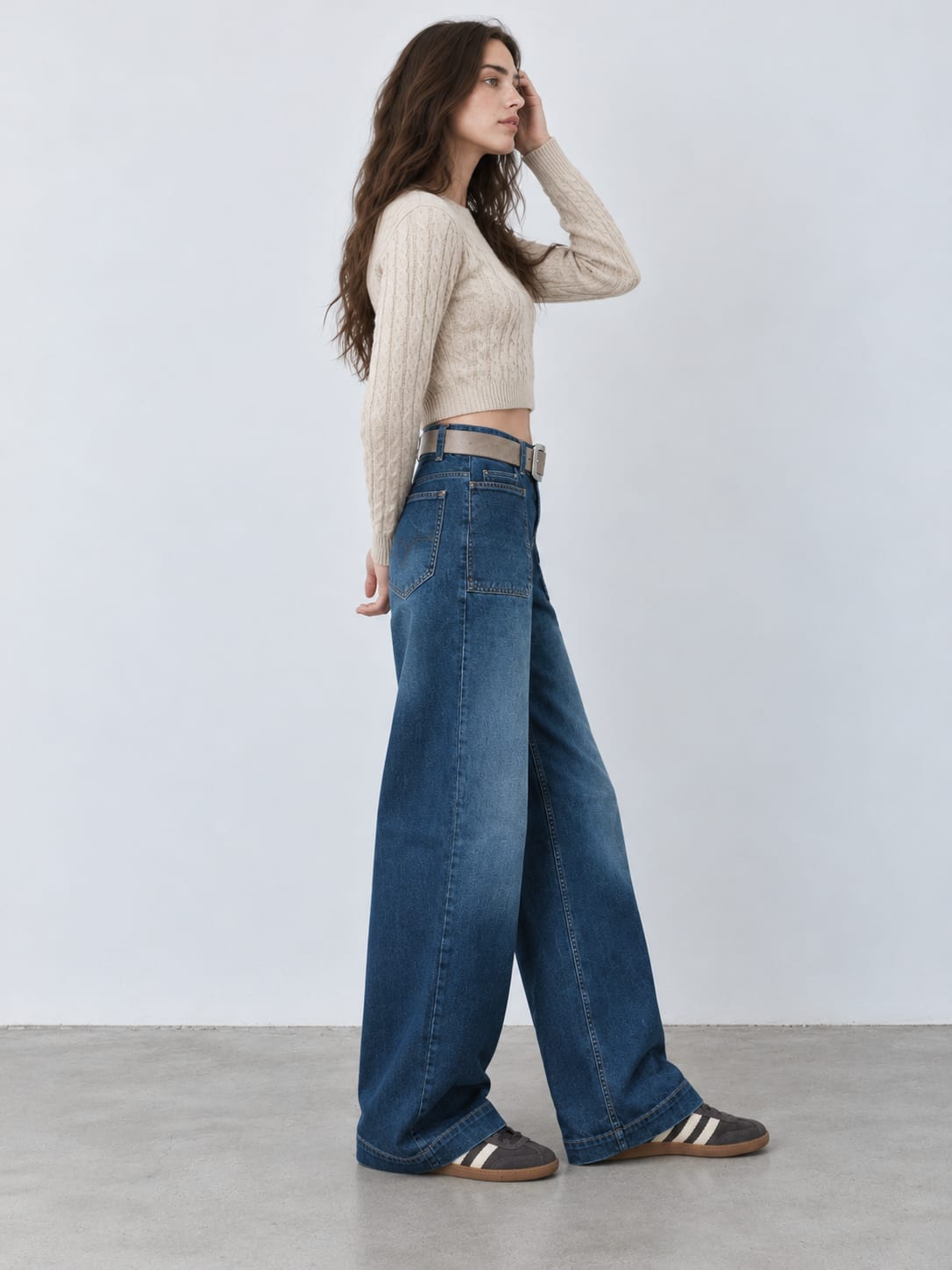 Statement Patch Pocket Relaxed Wide-Leg – High-Waist Washed Blue Jeans Relaxed Wide-Leg CIZARO - Cizaro Jeans