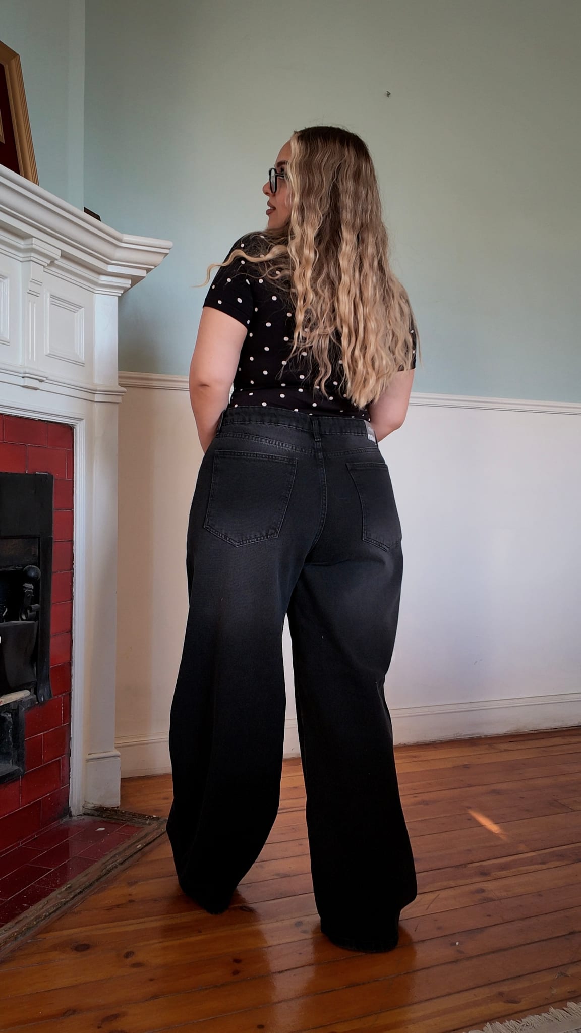 Super Baggy High-Waist Washed Black Jeans
