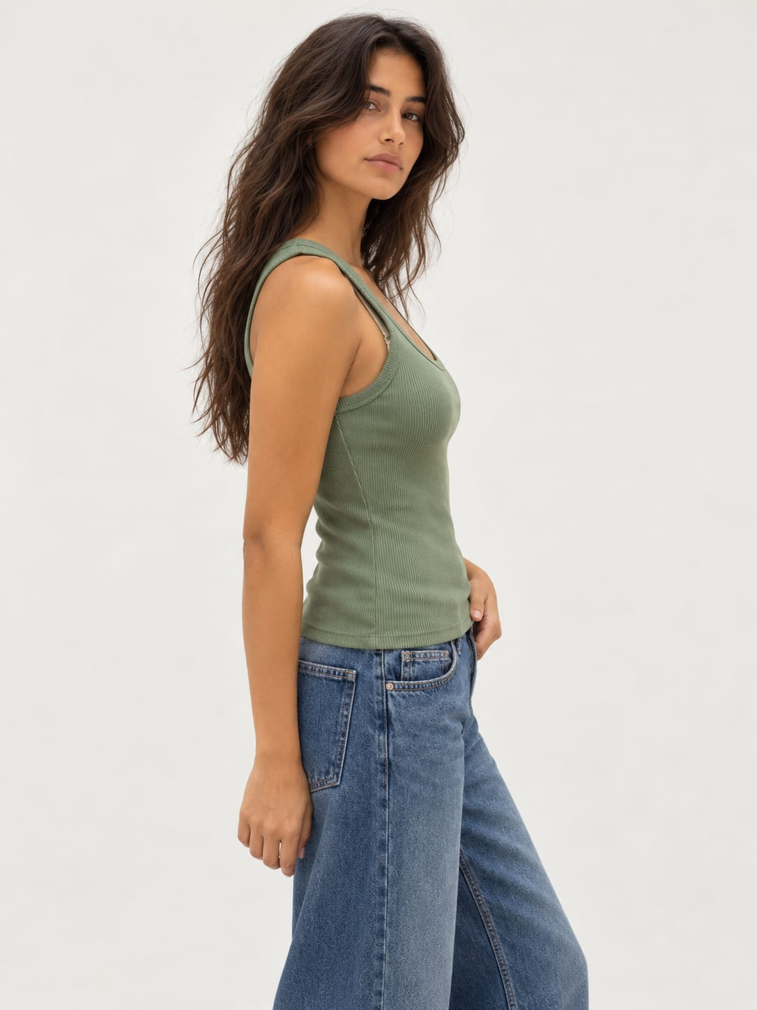 Ribbed U-Neck Fitted Tank Top – Olive