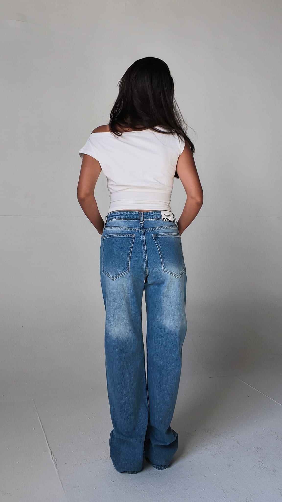 Ultra Comfort Light Vintage Blue Straight Jeans