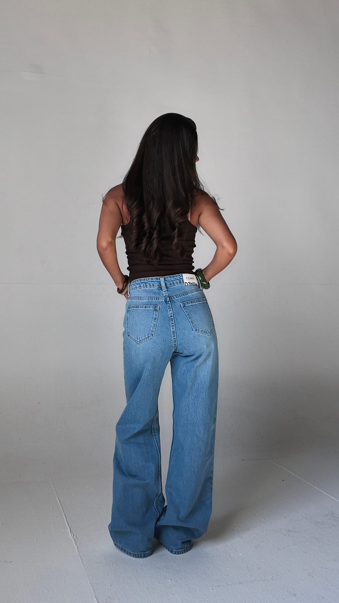 Wide-Leg High-Waist Light Wash Blue Jeans Wide-leg Cizaro - Cizaro Jeans