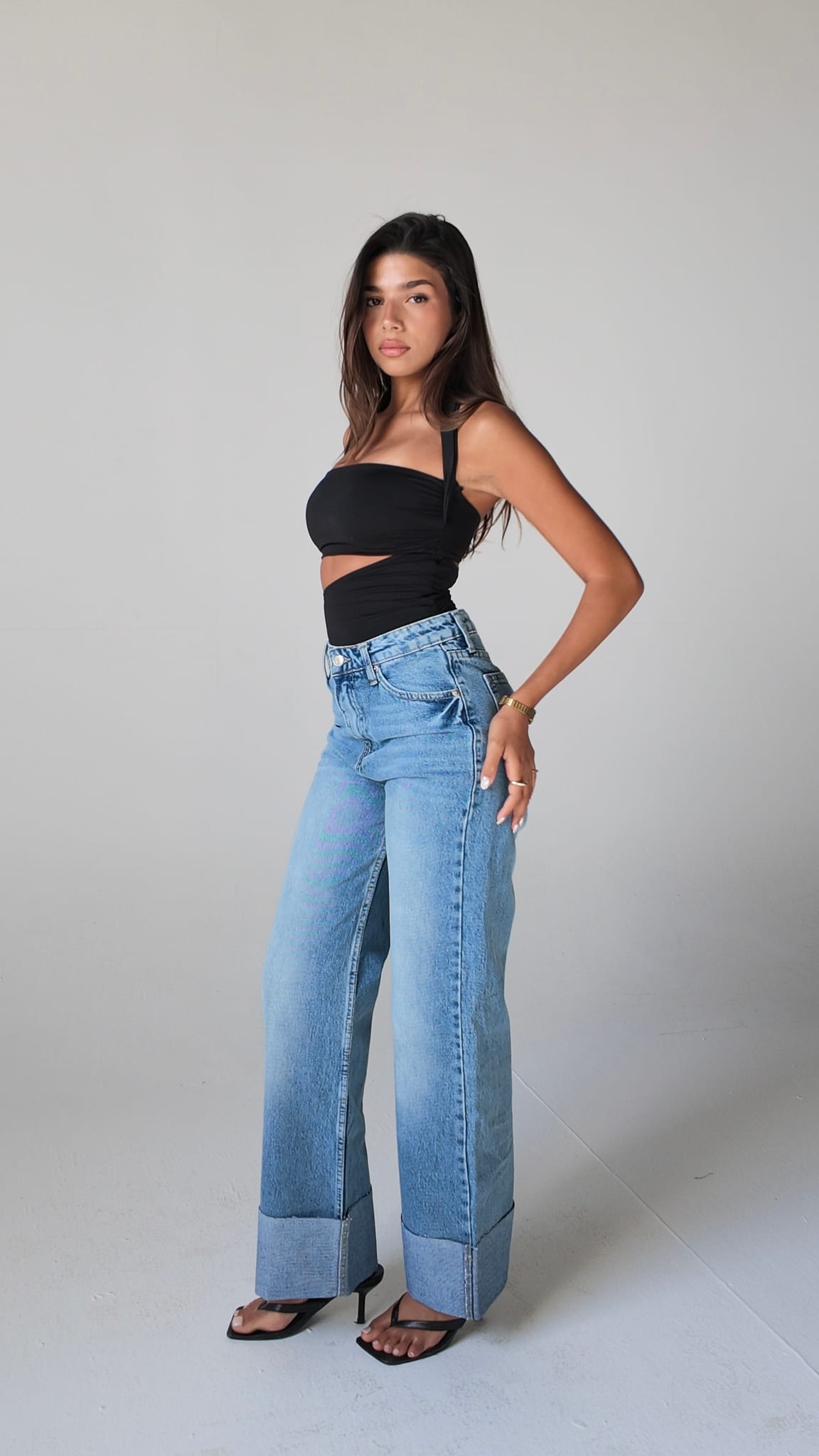 Wide leg High waist Raw Hem light vintage blue jeans