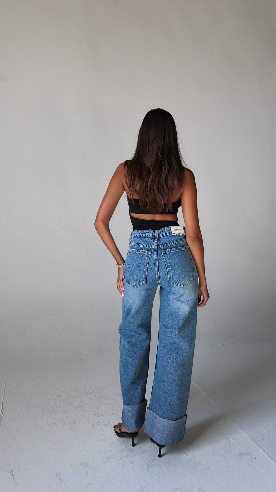Wide leg High waist Raw Hem light vintage blue jeans