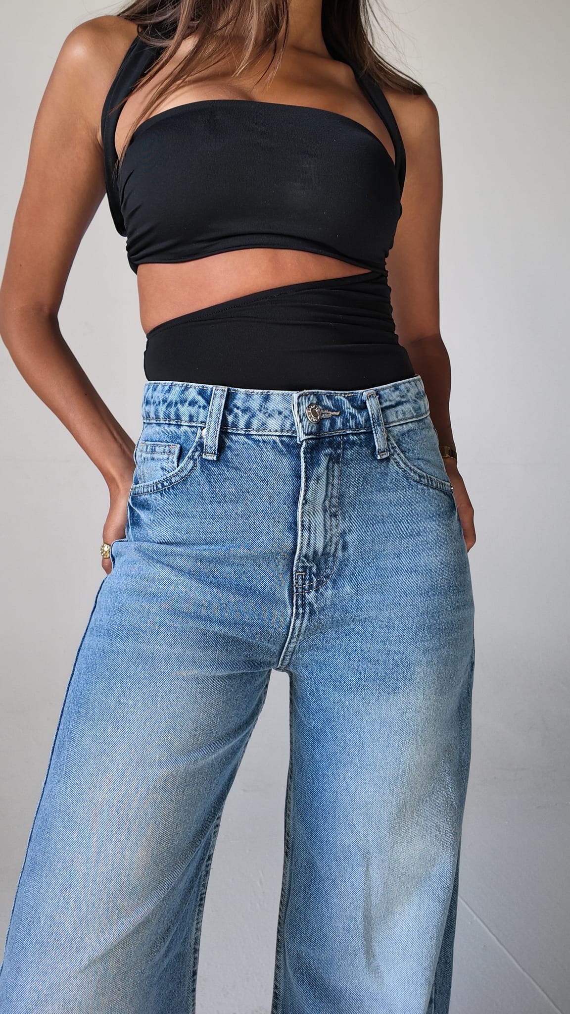 Wide leg High waist Raw Hem light vintage blue jeans