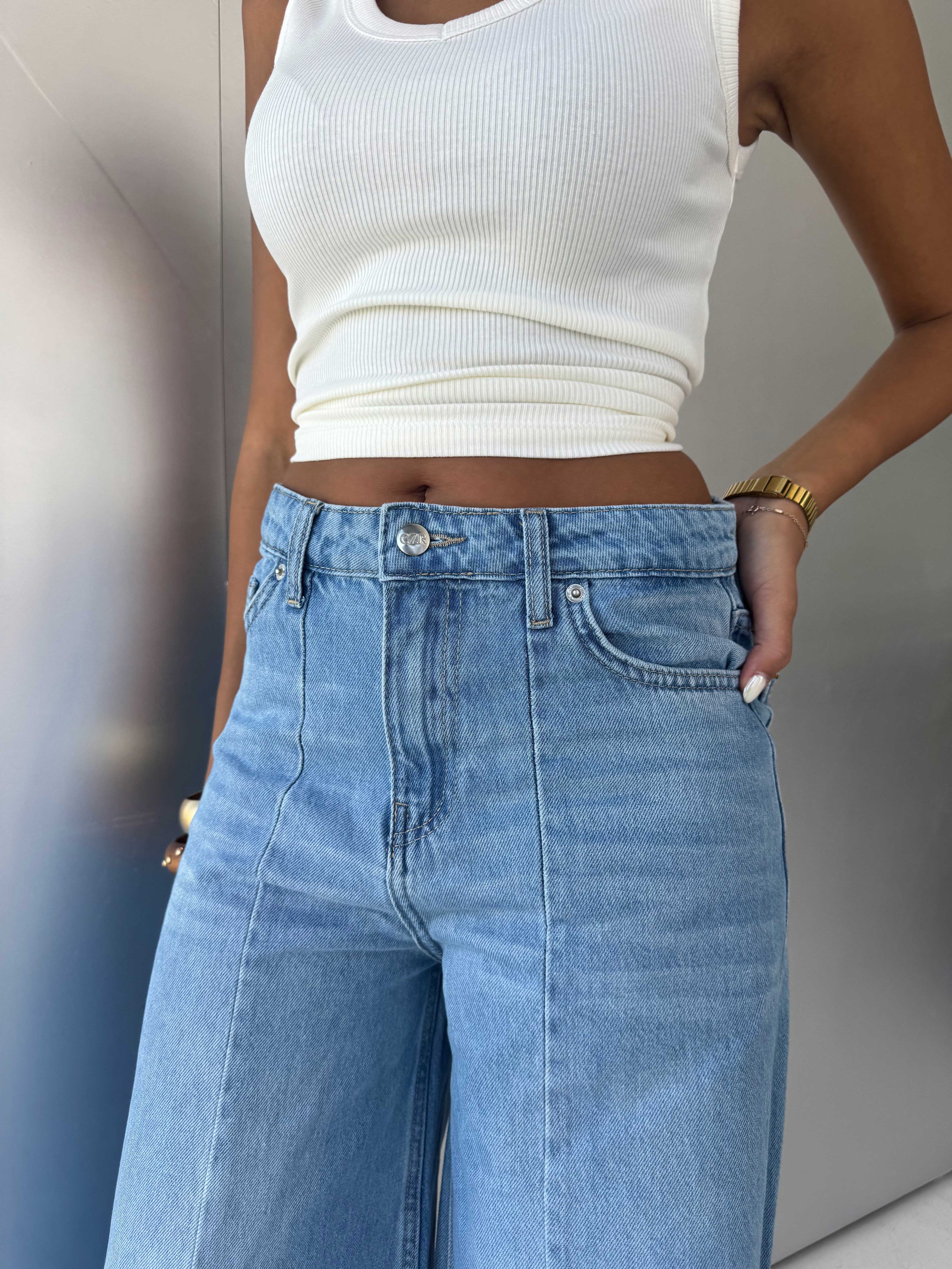 Wide-Leg High-Waist Light Vintage Blue Jeans