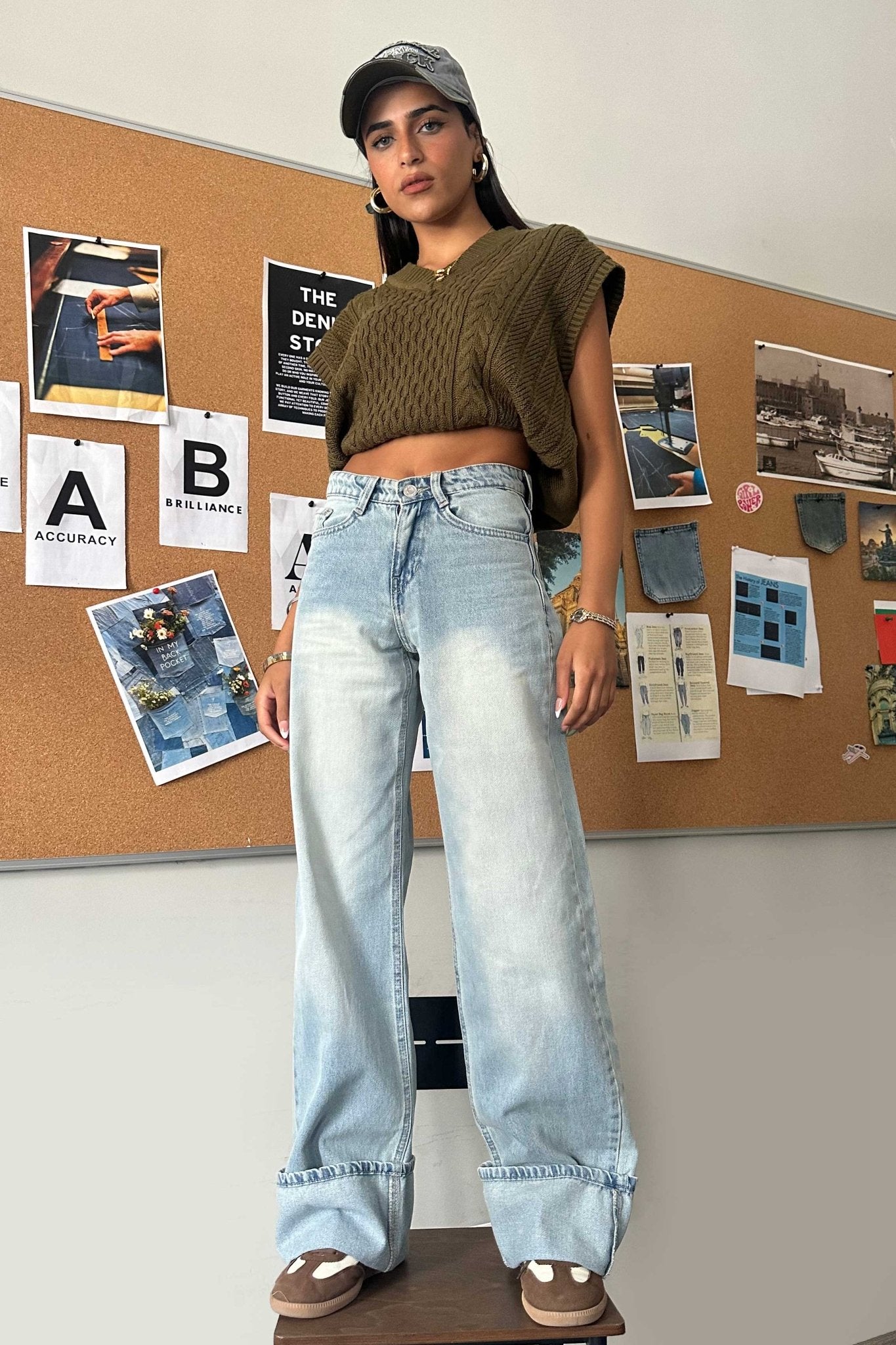 Baggy Turn-Up - Mid Rise Light Vintage Faded Blue Jeans Baggy CIZARO - Cizaro Jeans