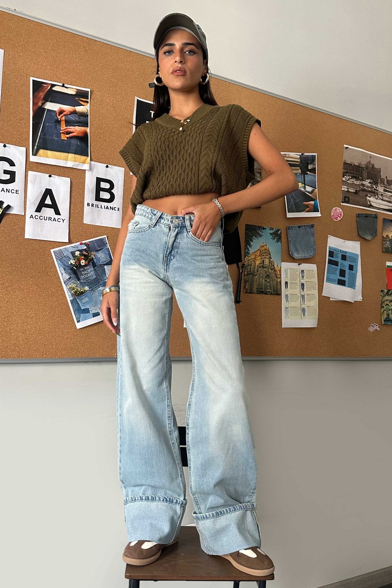 Baggy Turn-Up - Mid Rise Light Vintage Faded Blue Jeans Baggy CIZARO - Cizaro Jeans
