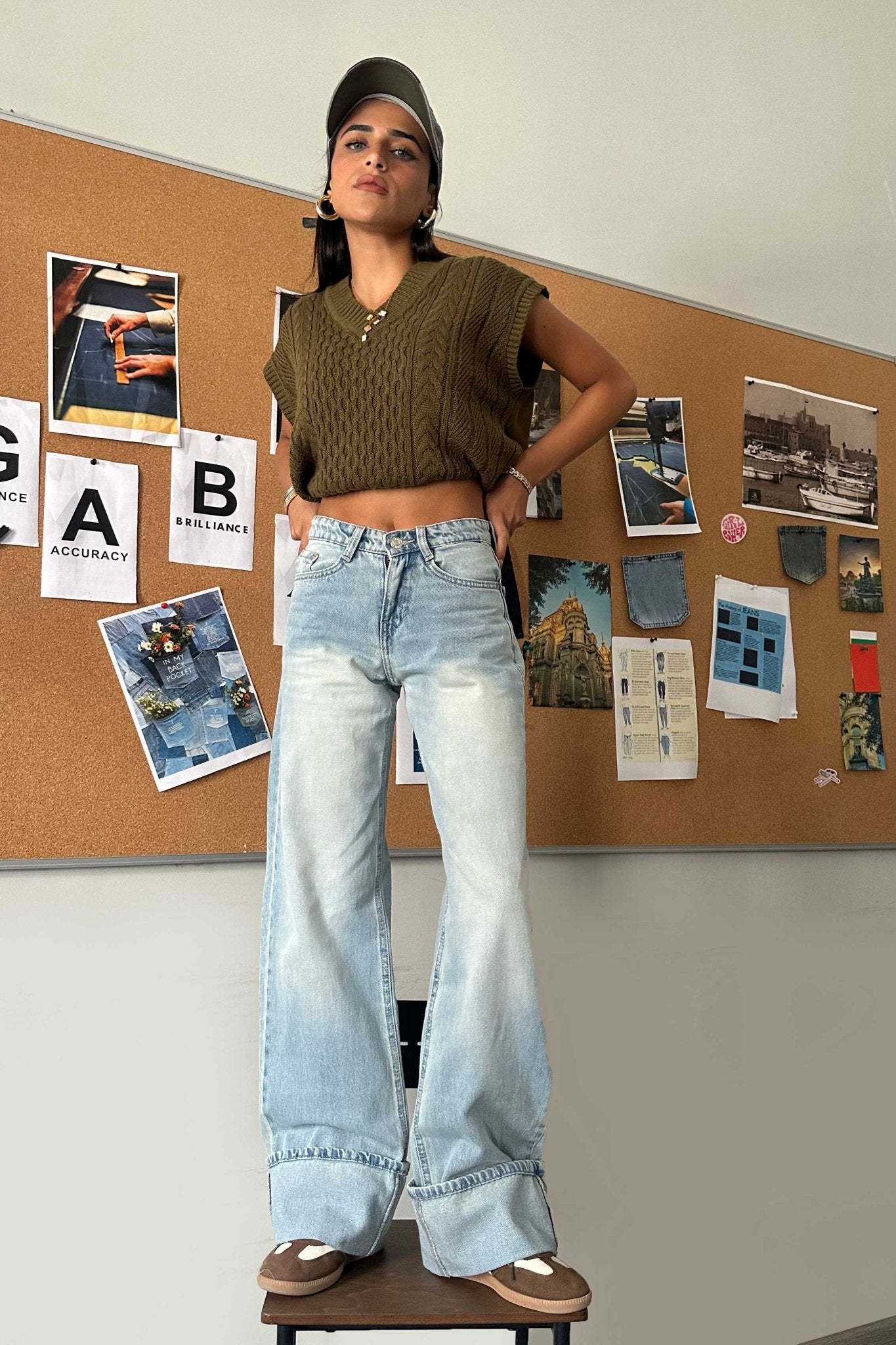 Baggy Turn-Up - Mid Rise Light Vintage Faded Blue Jeans Baggy CIZARO - Cizaro Jeans