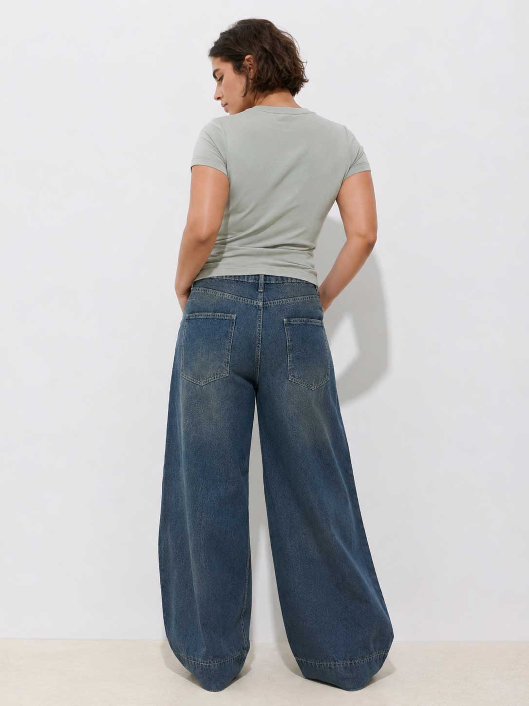 Extreme Wide-Leg – High-Waist Mid Vintage Blue Jeans