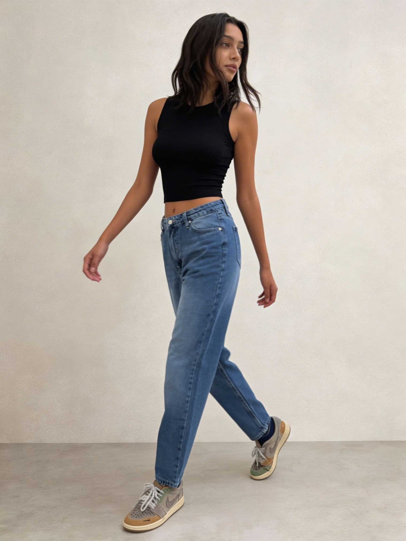 Mom Fit – High-Waist Mid Blue Washed Jeans Mom jeans CIZARO - Cizaro Jeans